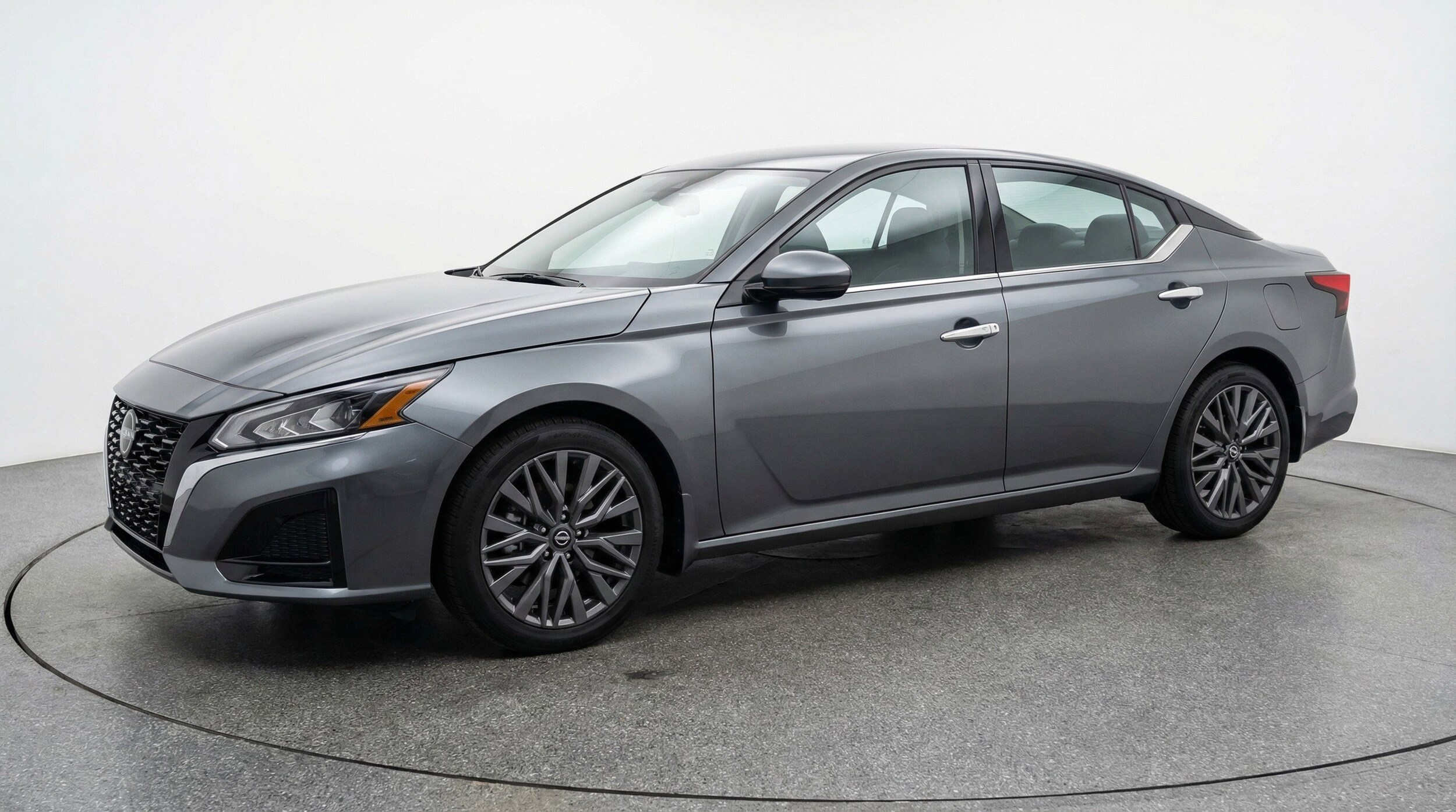 Thumbnail: 2025 Nissan Altima - 3