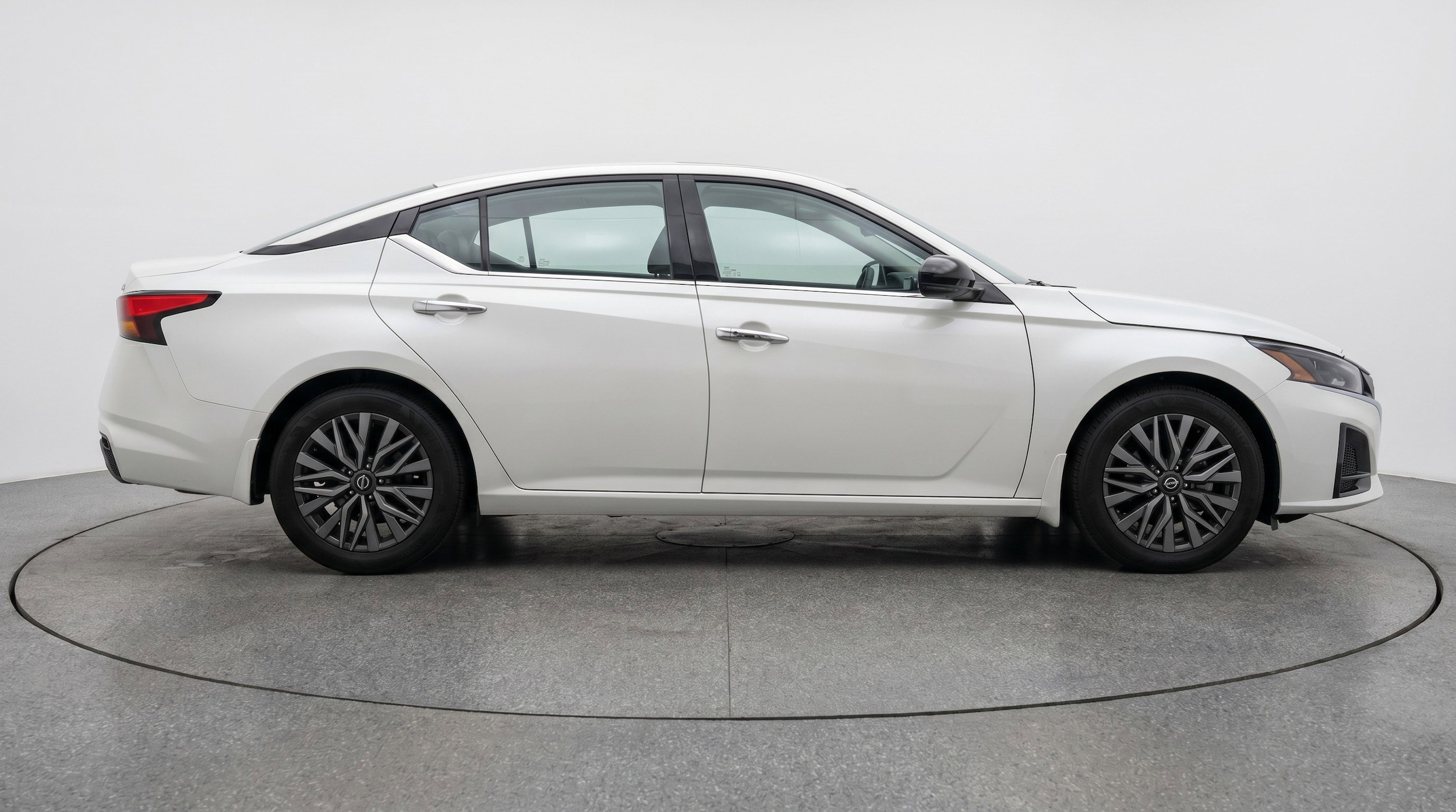 Thumbnail: 2025 Nissan Altima - 11