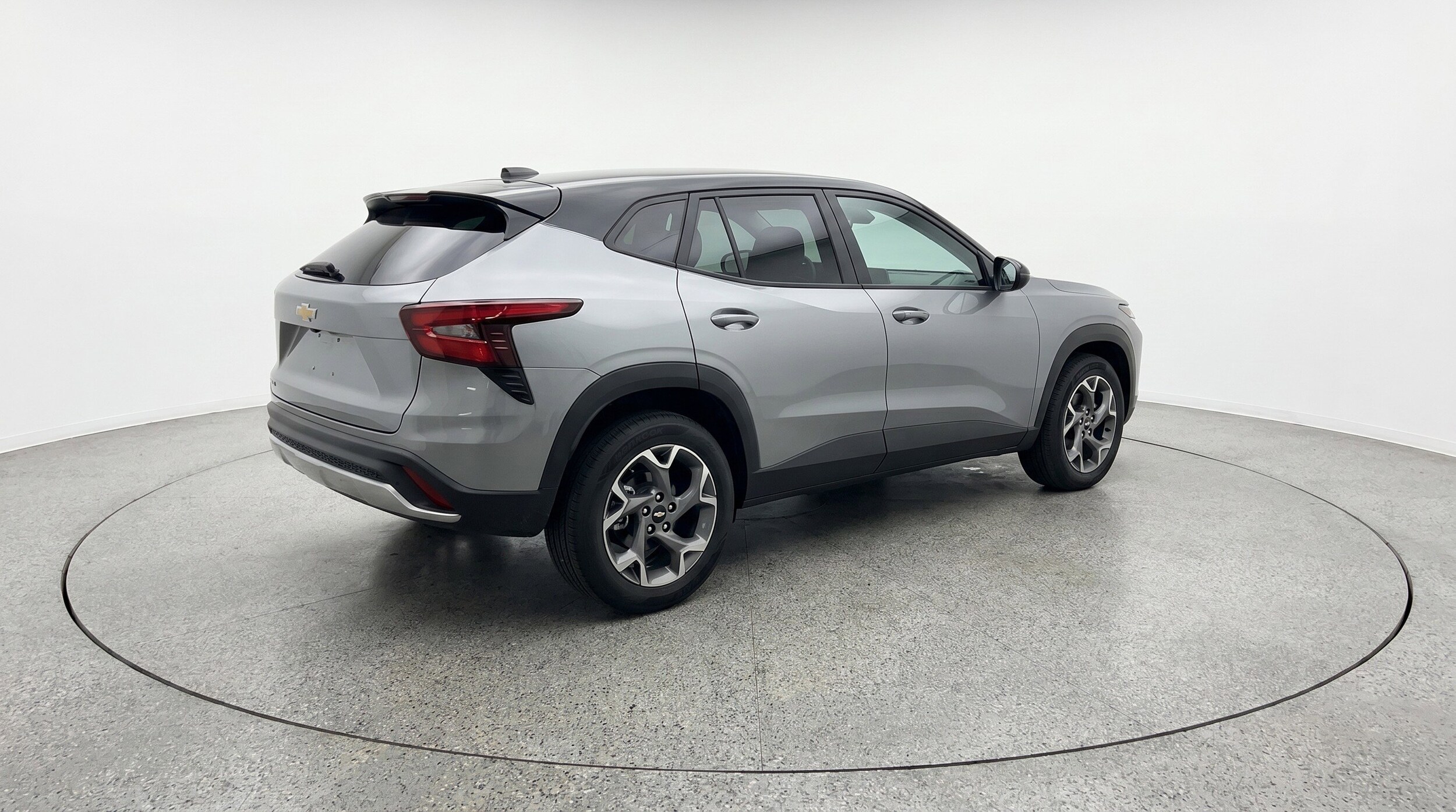 Thumbnail: 2025 Chevrolet Trax - 9