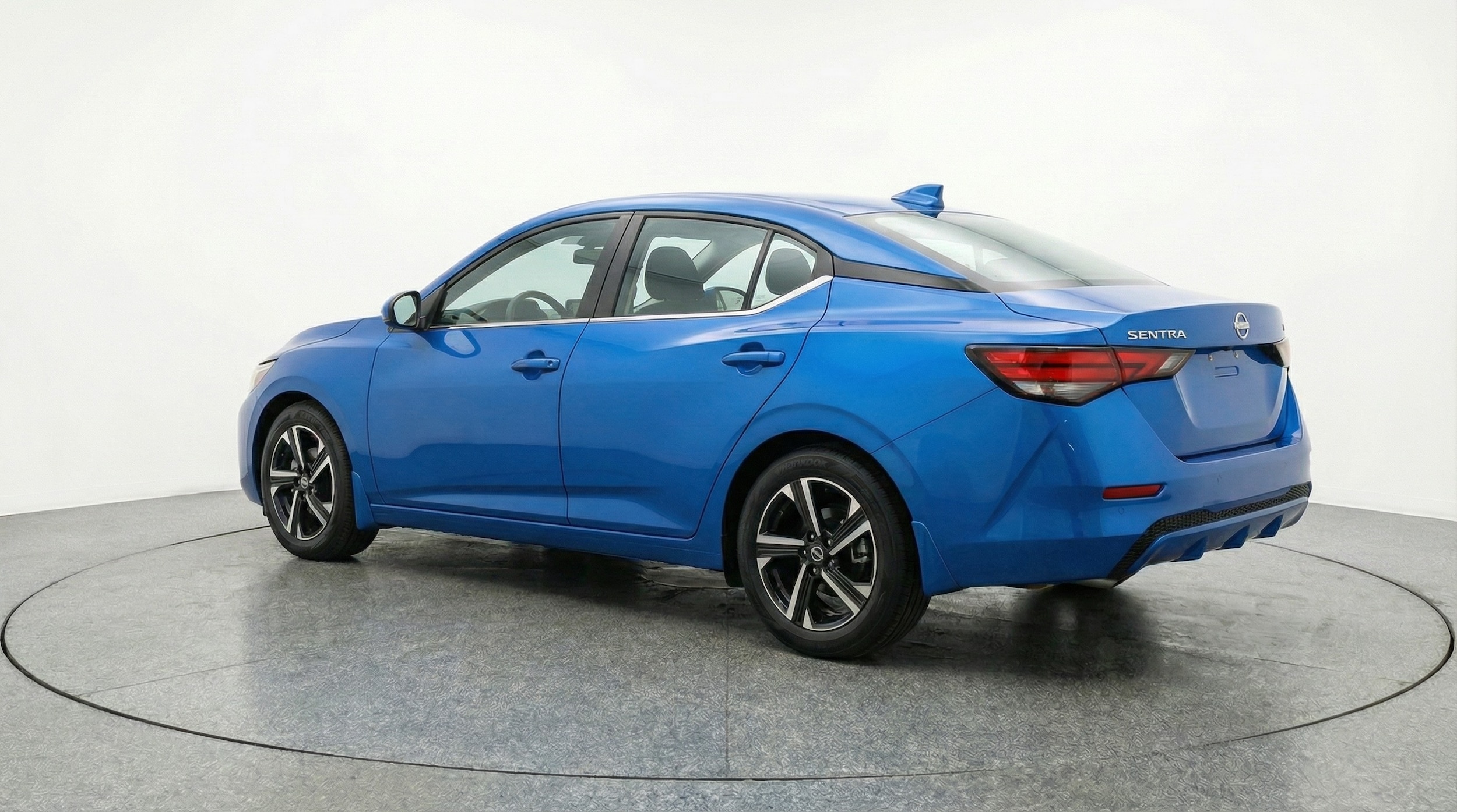 Thumbnail: 2025 Nissan Sentra - 5