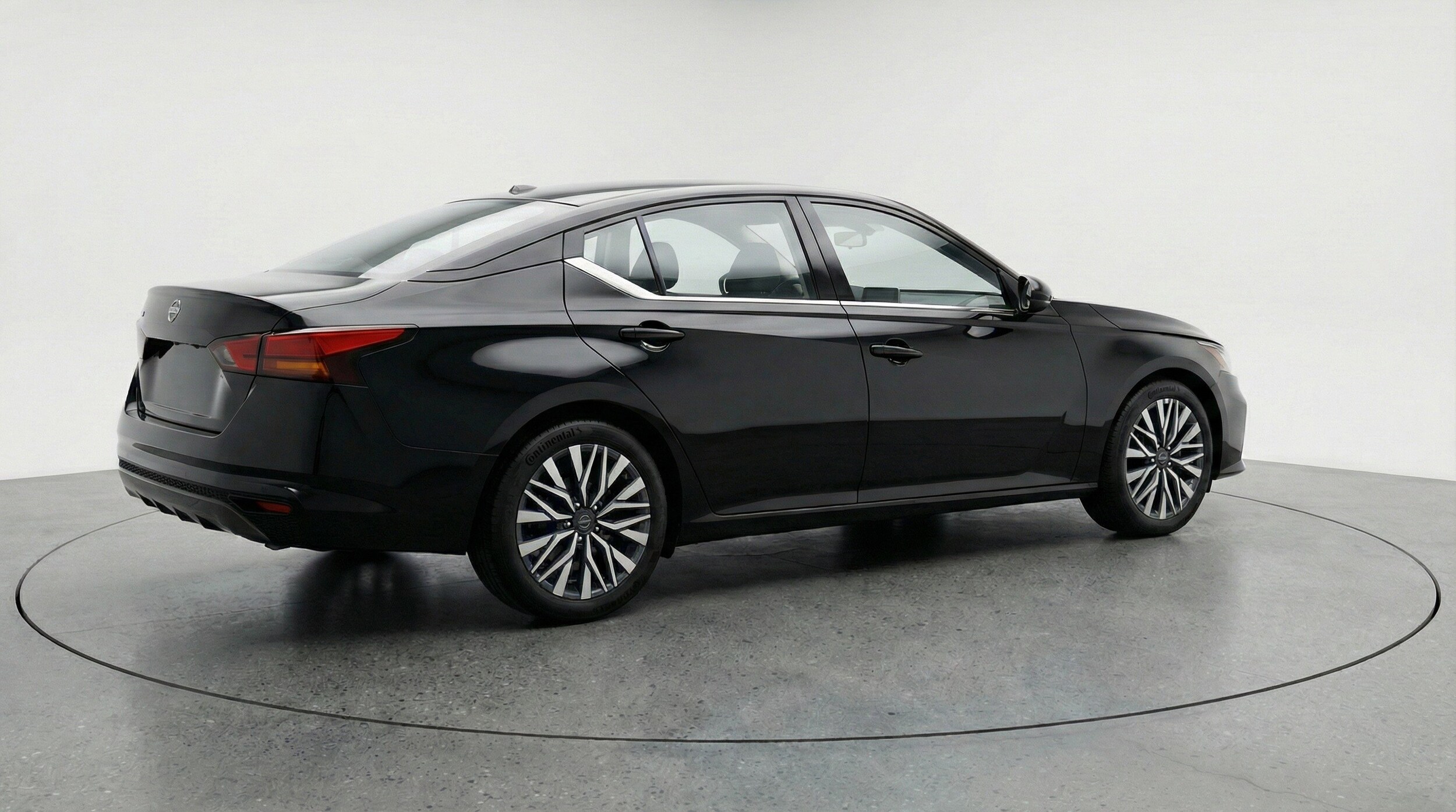 Thumbnail: 2025 Nissan Altima - 9