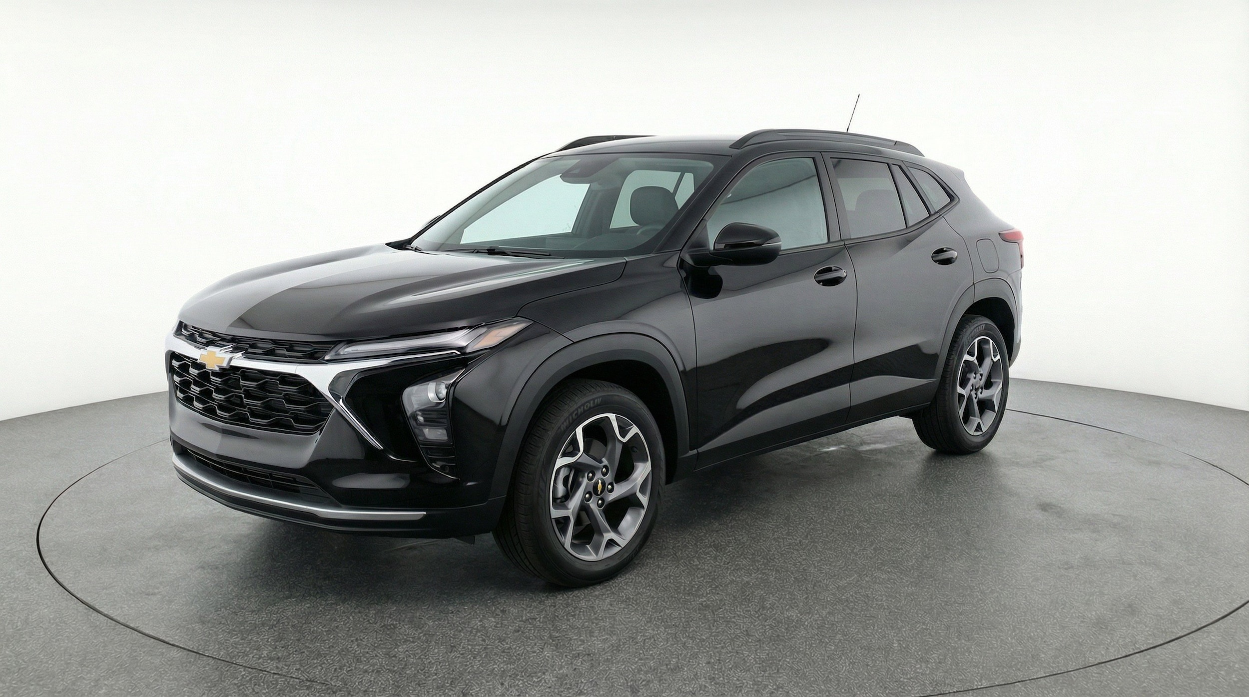 Thumbnail: 2025 Chevrolet Trax - 3