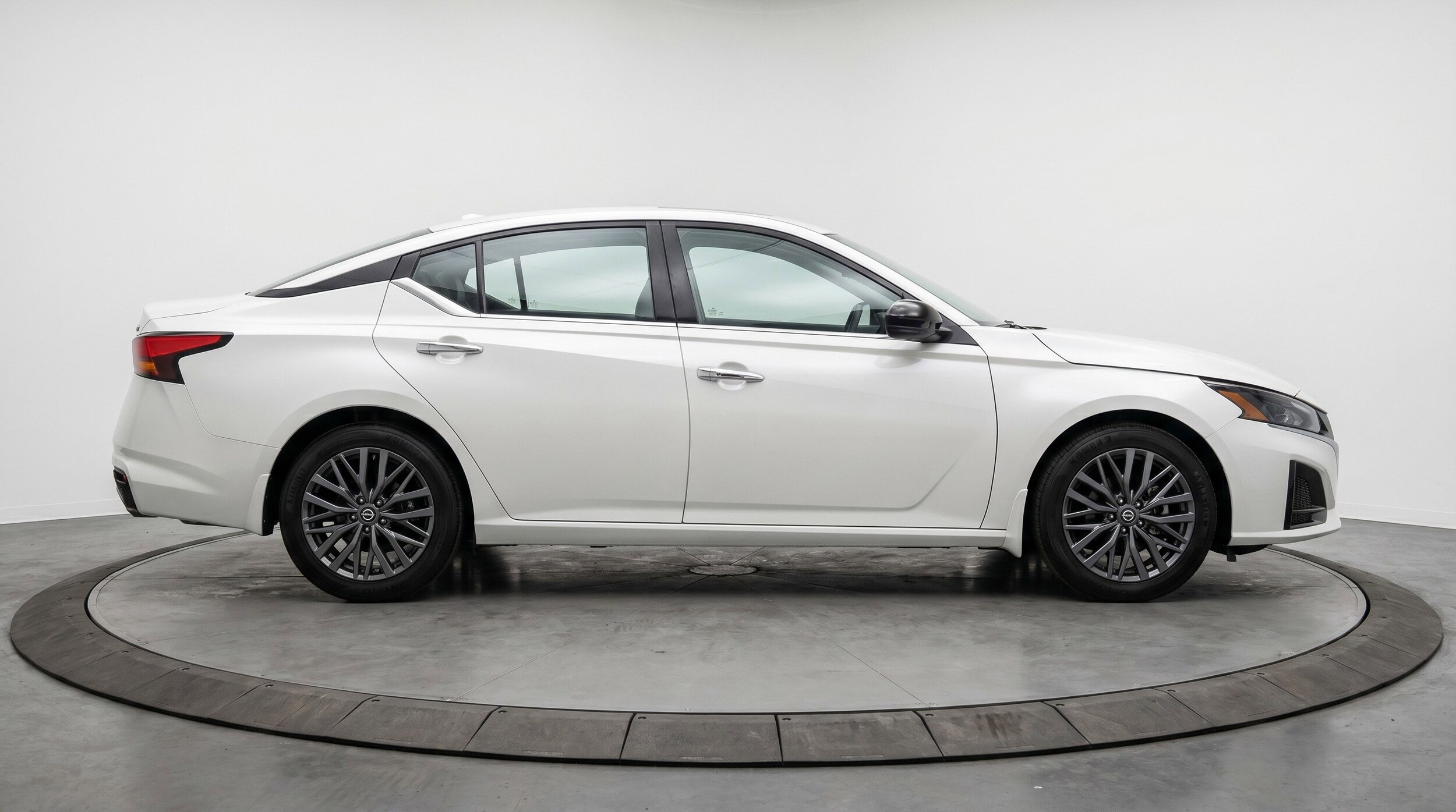 Thumbnail: 2025 Nissan Altima - 11