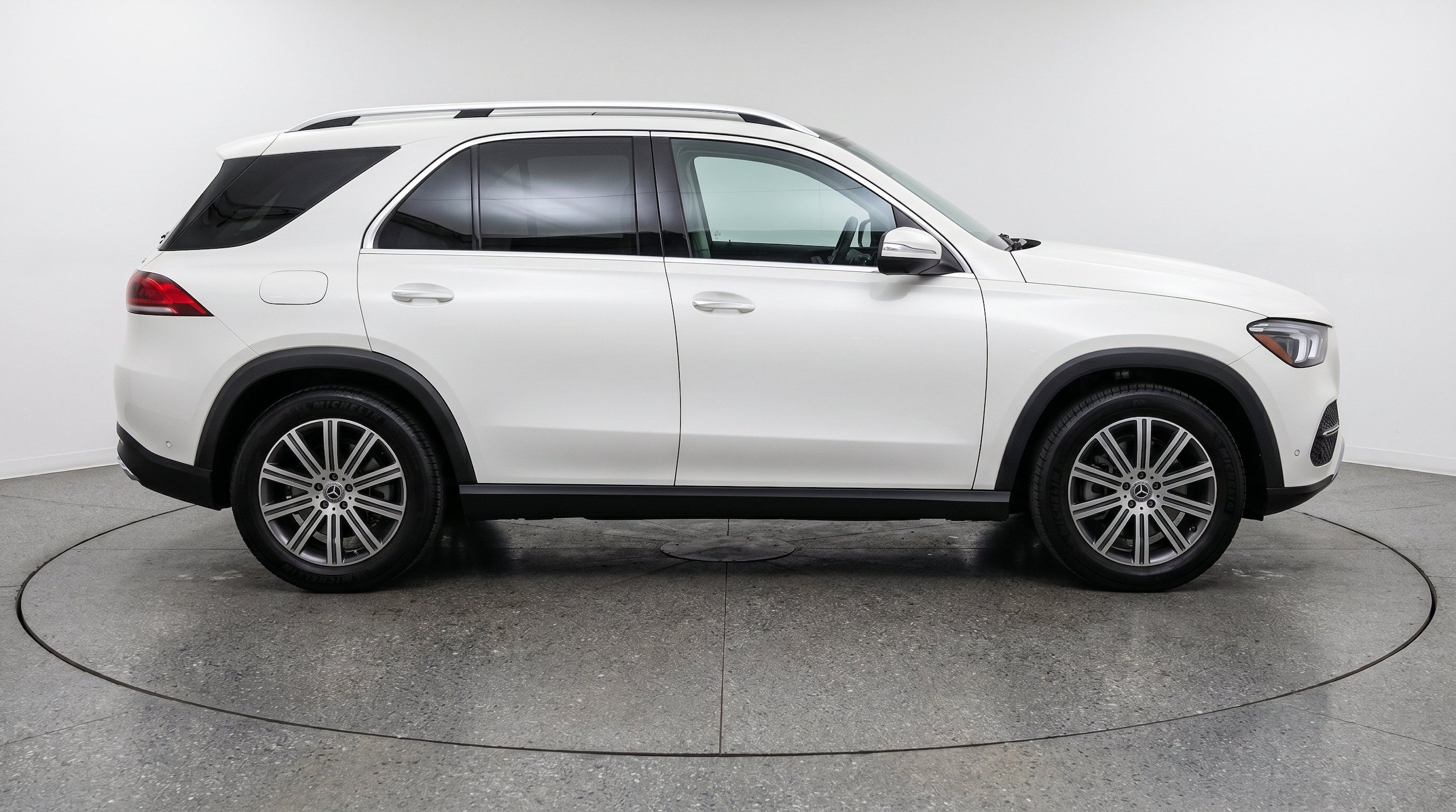 Thumbnail: 2026 Mercedes-Benz GLE - 11