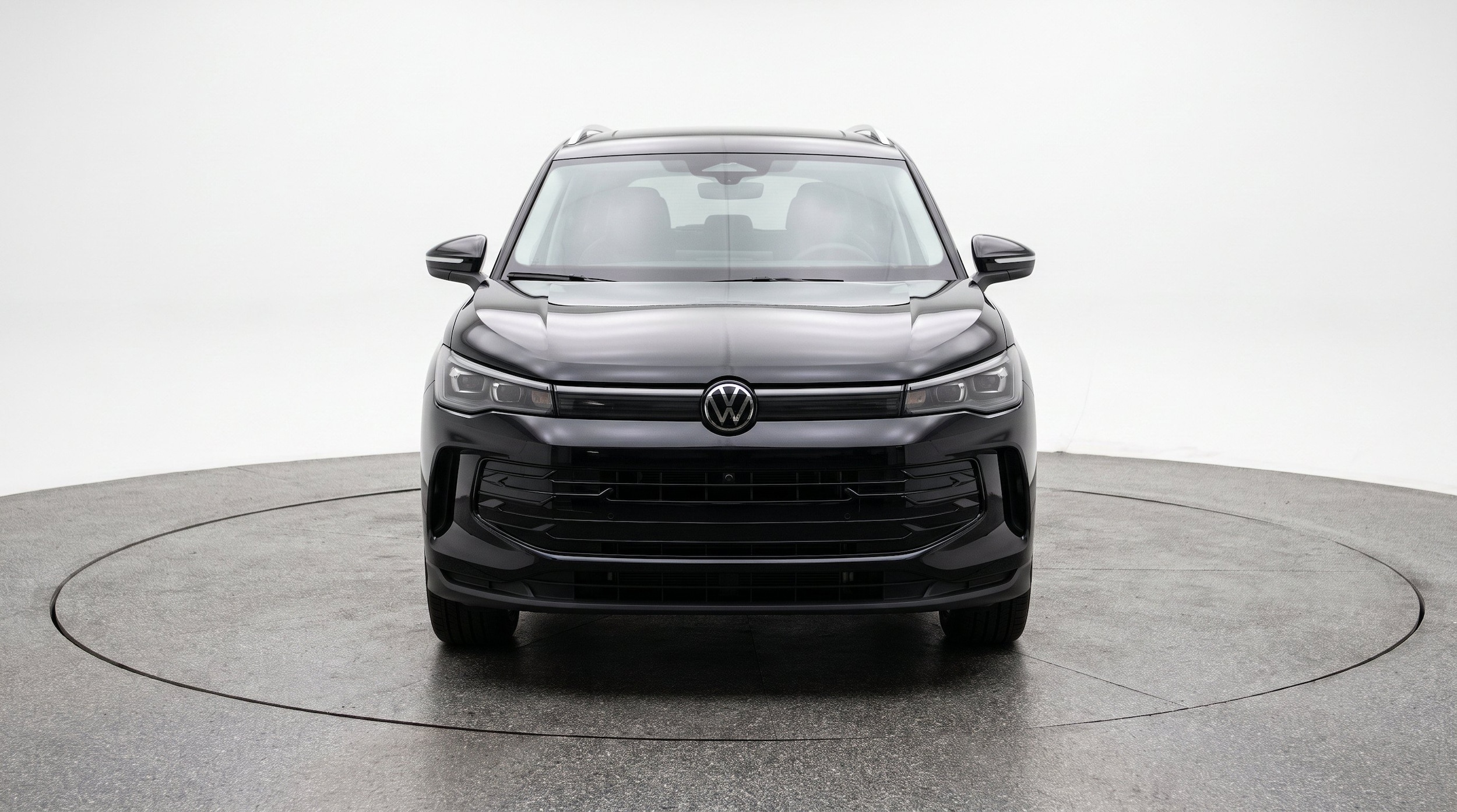 Thumbnail: 2026 Volkswagen Tiguan - 2