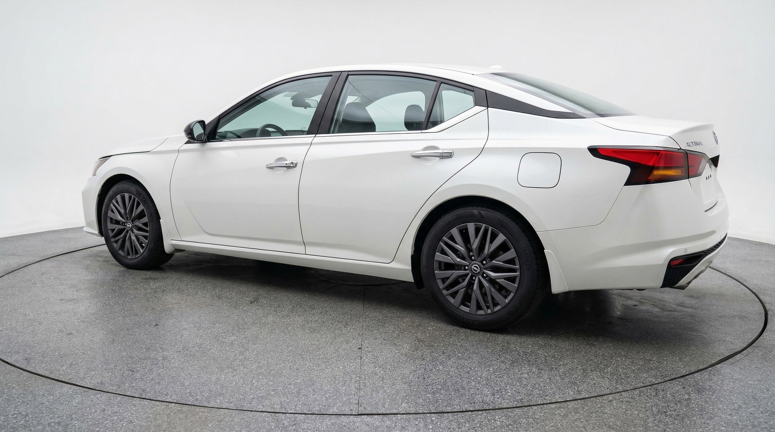 Thumbnail: 2025 Nissan Altima - 6