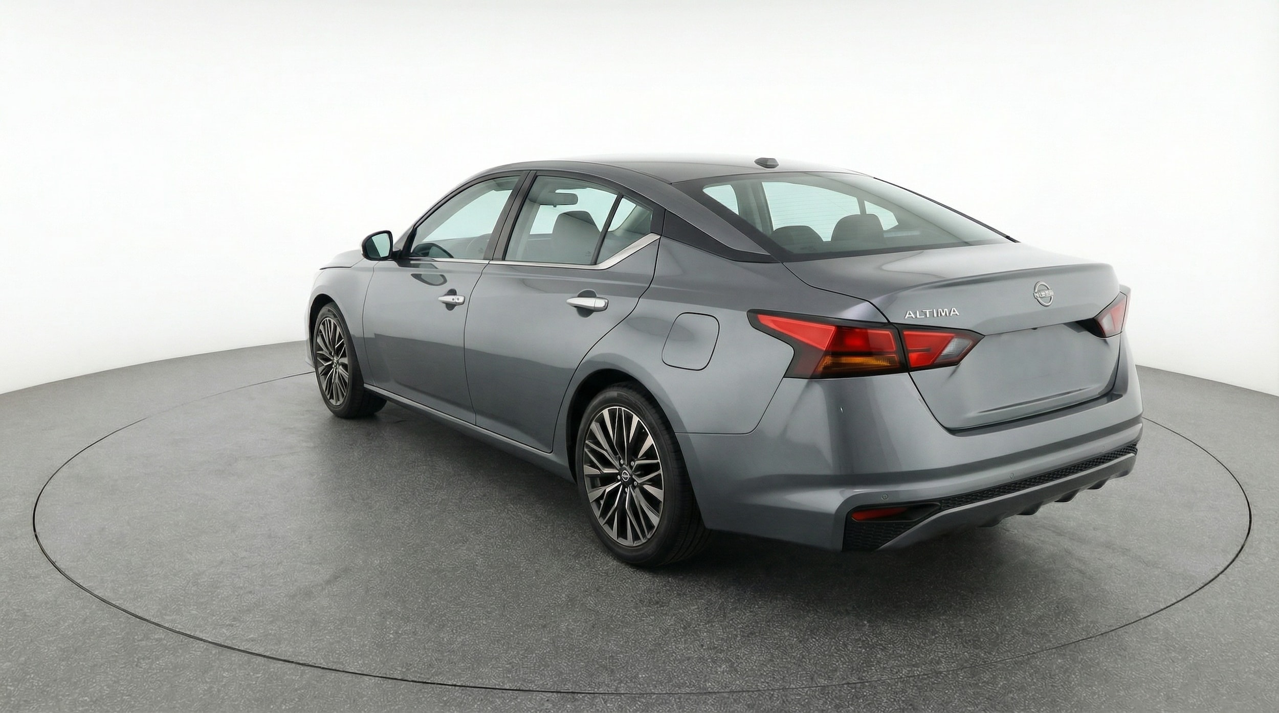 Thumbnail: 2025 Nissan Altima - 5