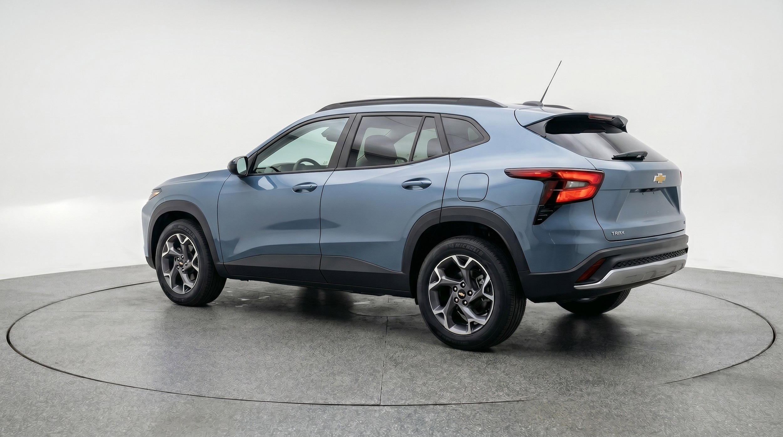 Thumbnail: 2025 Chevrolet Trax - 6