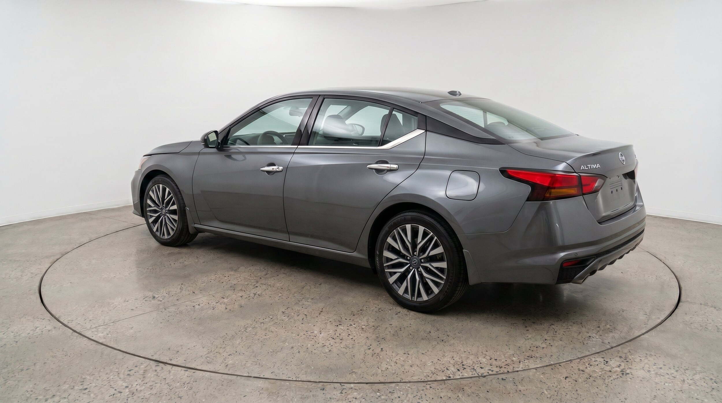 Thumbnail: 2025 Nissan Altima - 6