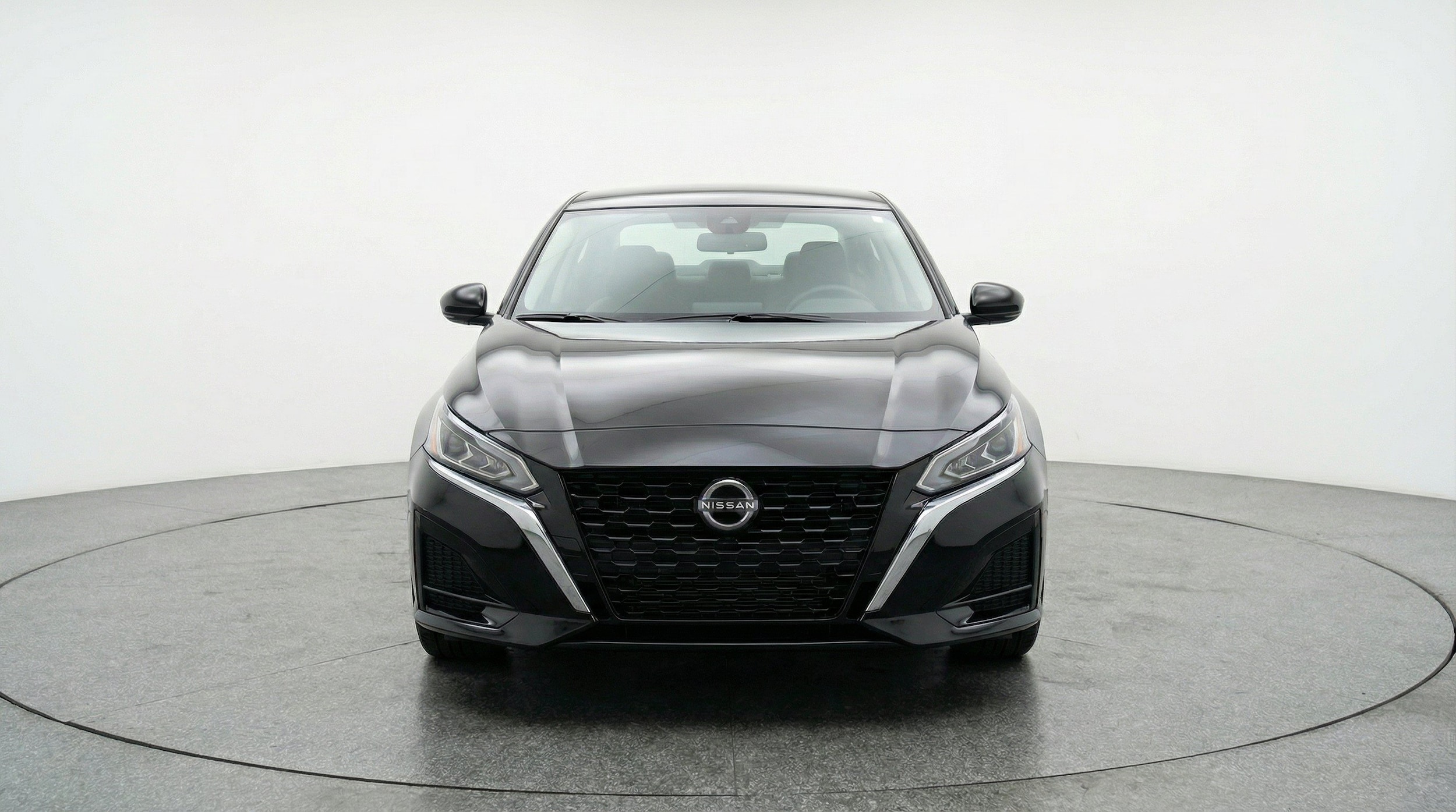Thumbnail: 2025 Nissan Altima - 2
