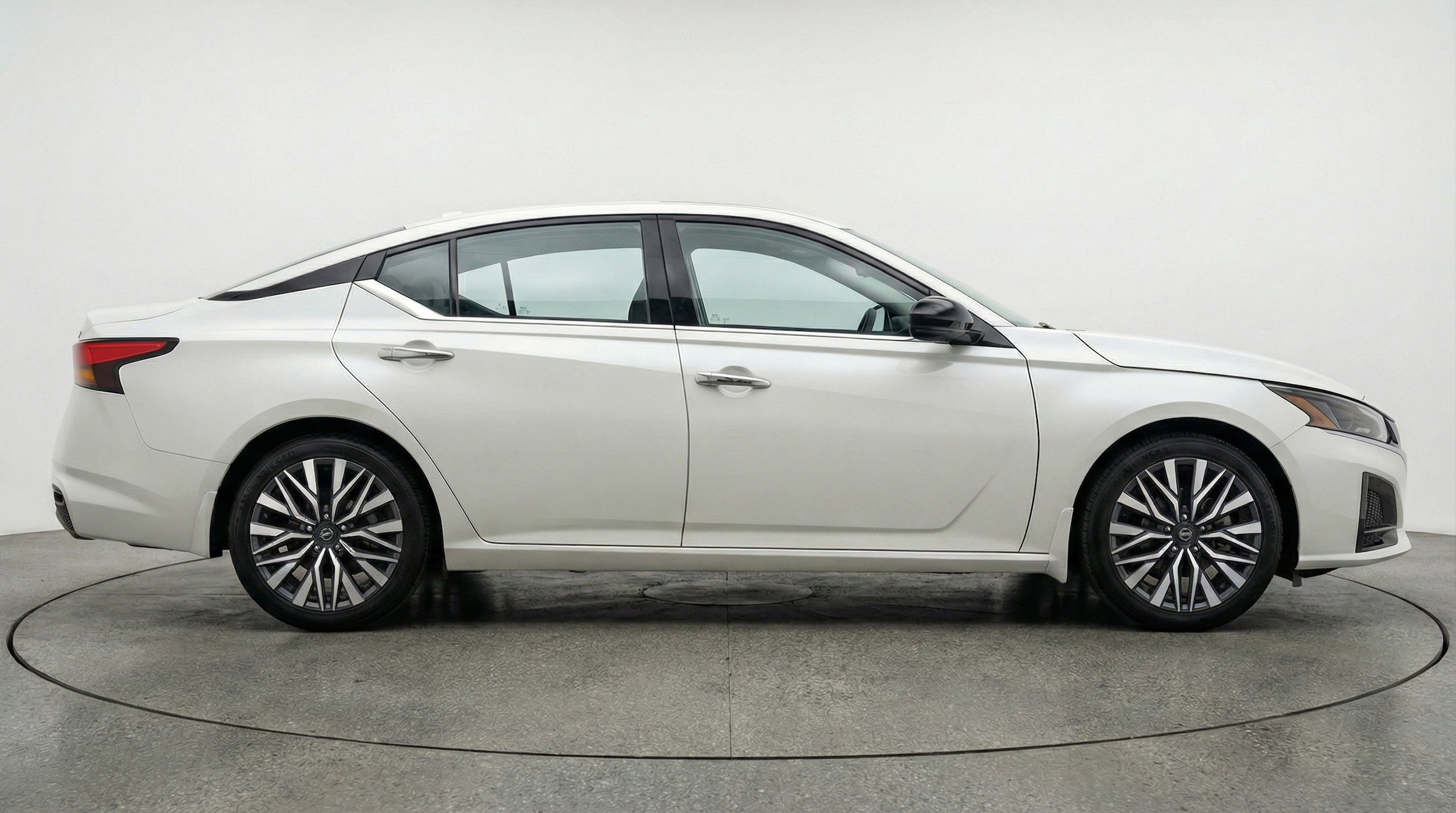 Thumbnail: 2025 Nissan Altima - 11