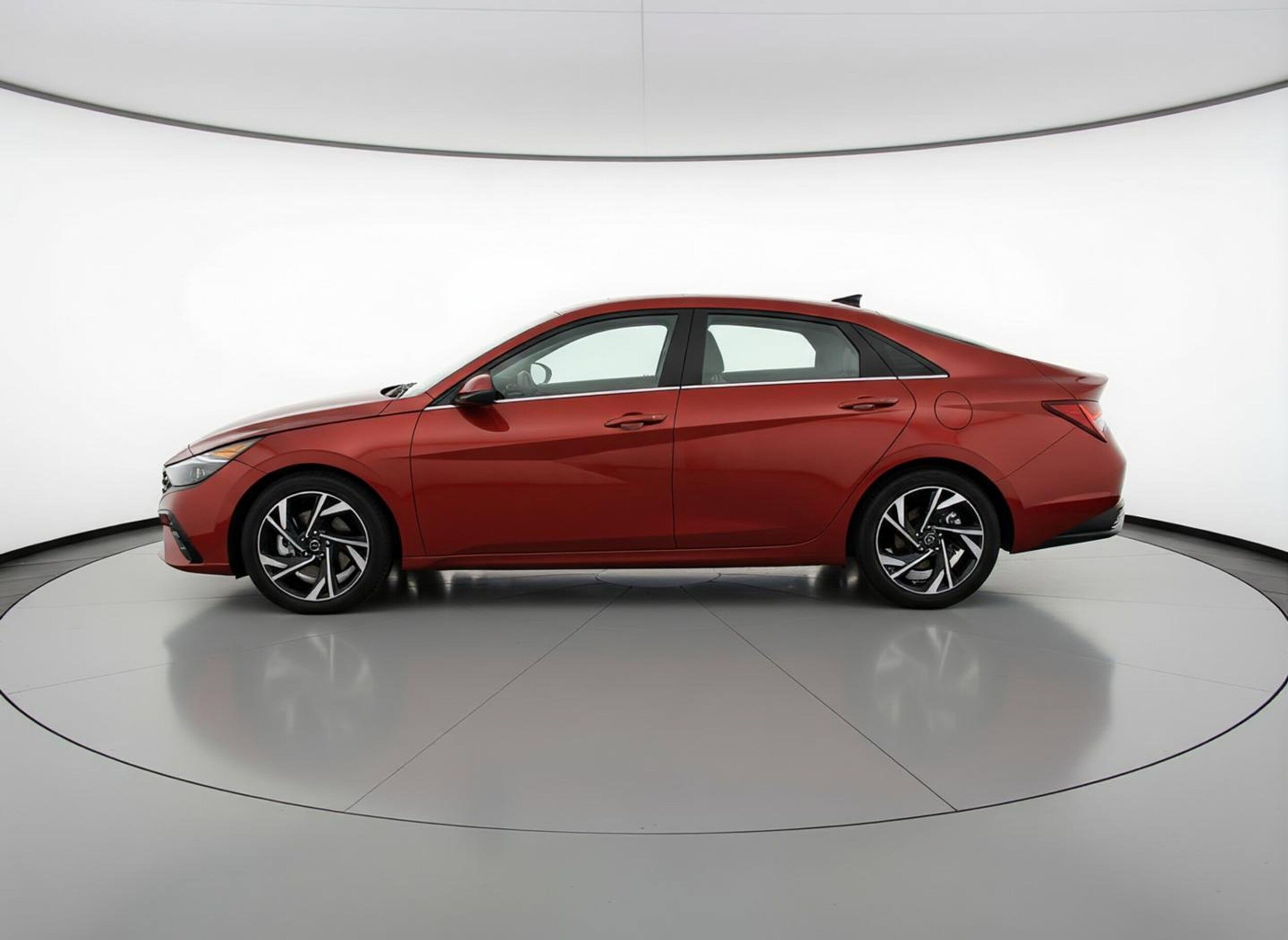 Thumbnail: 2025 Hyundai Elantra - 5