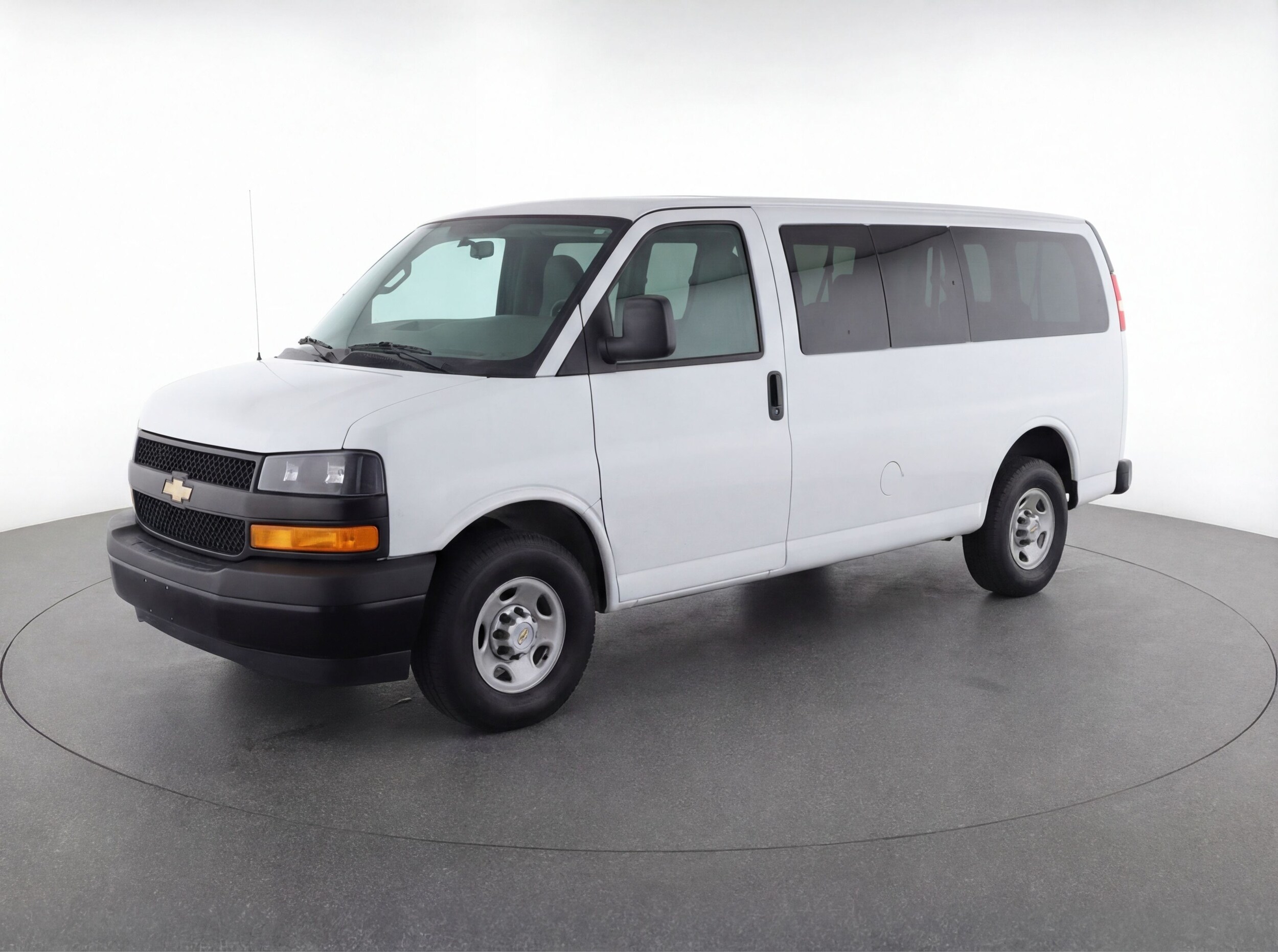 Thumbnail: 2025 Chevrolet Express - 3