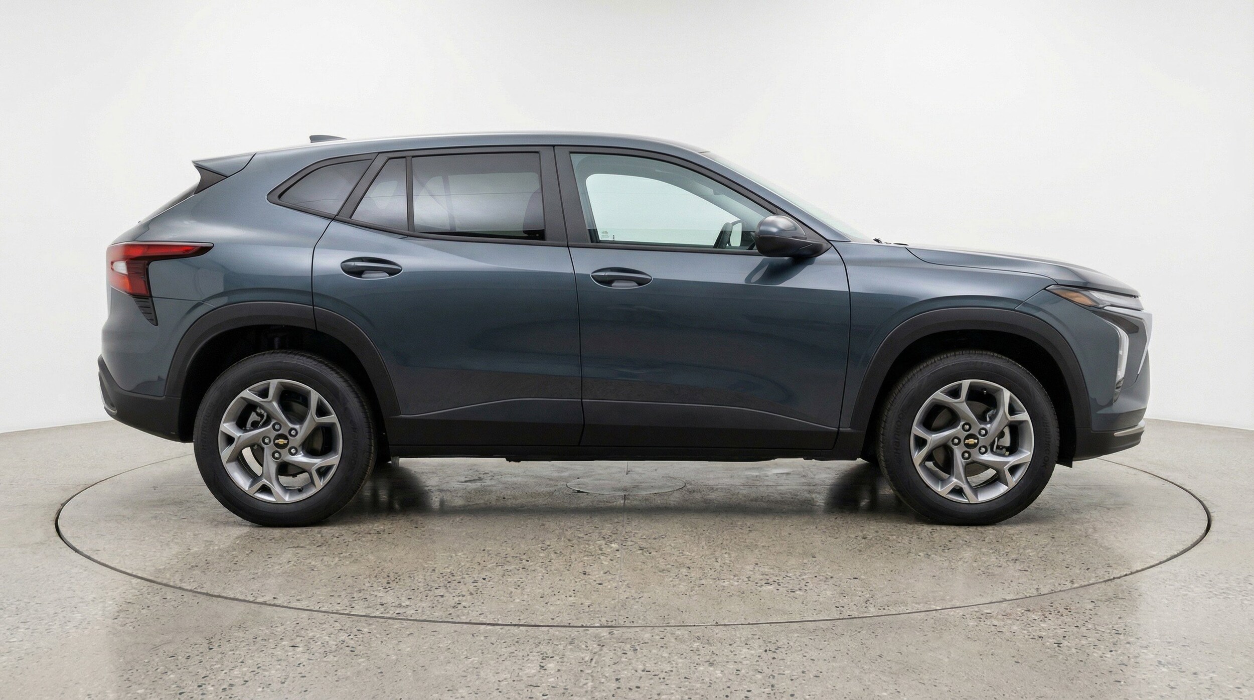 Thumbnail: 2025 Chevrolet Trax - 11