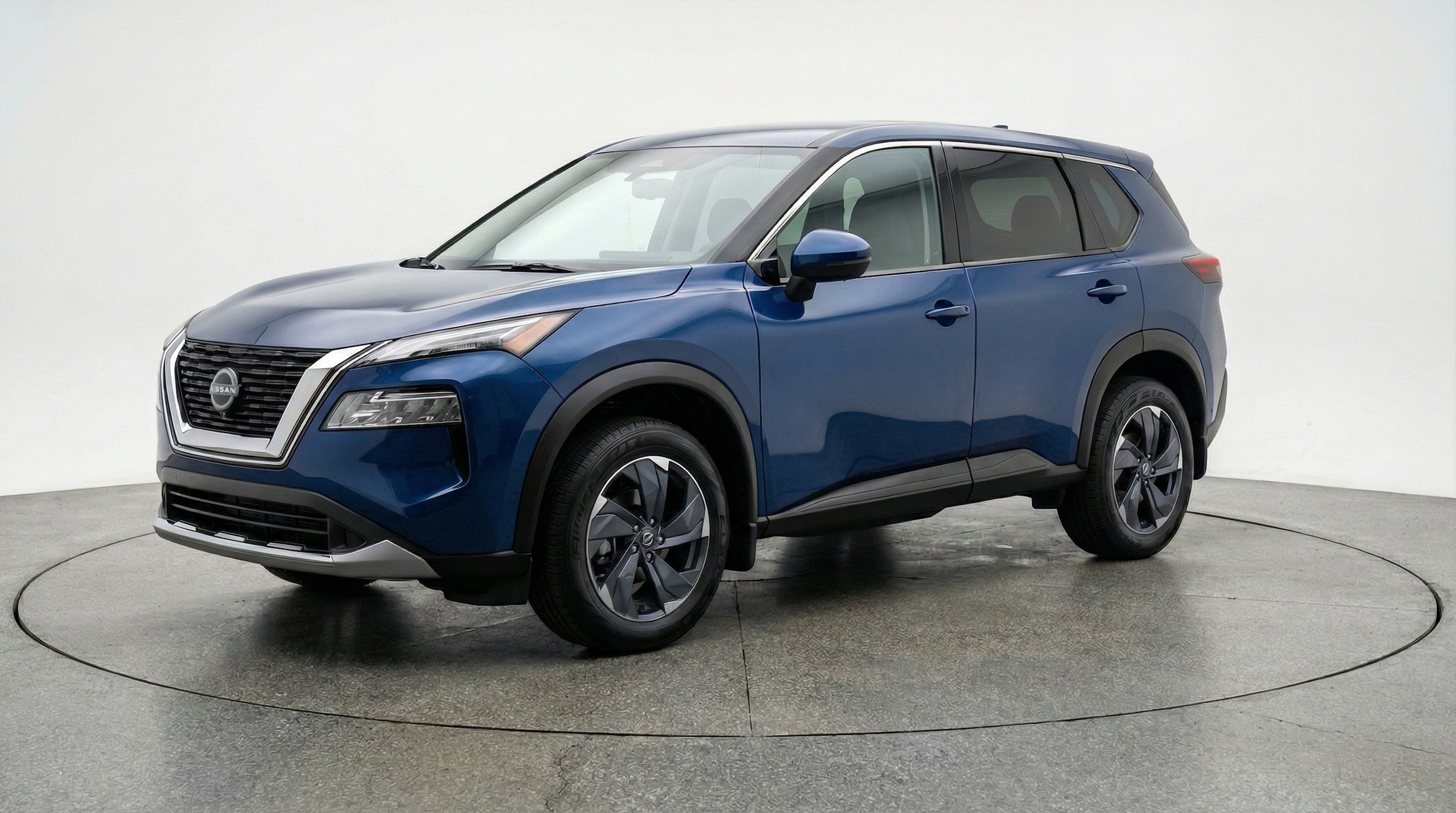 Thumbnail: 2025 Nissan Rogue - 3