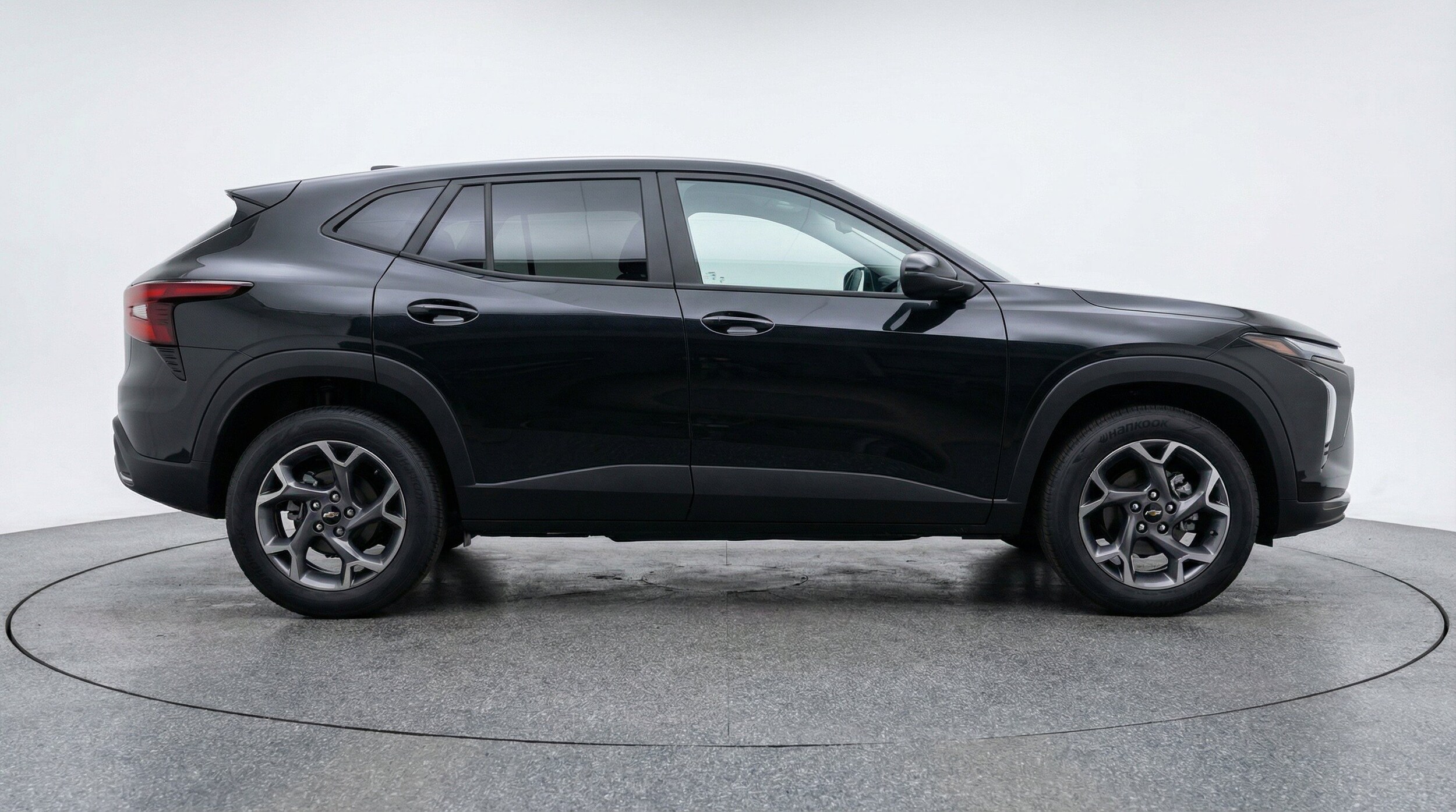 Thumbnail: 2025 Chevrolet Trax - 10