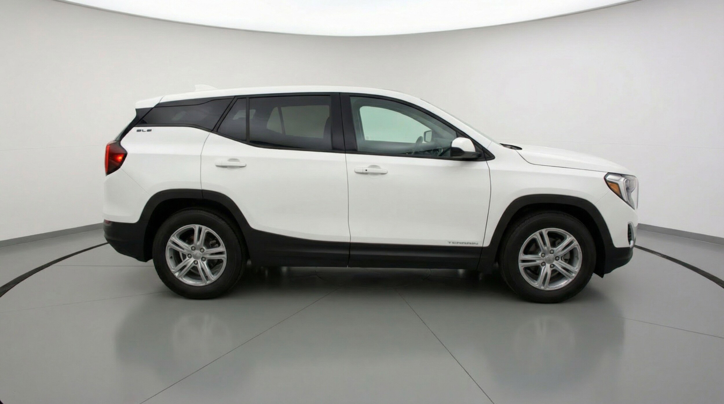 Thumbnail: 2024 GMC Terrain - 11