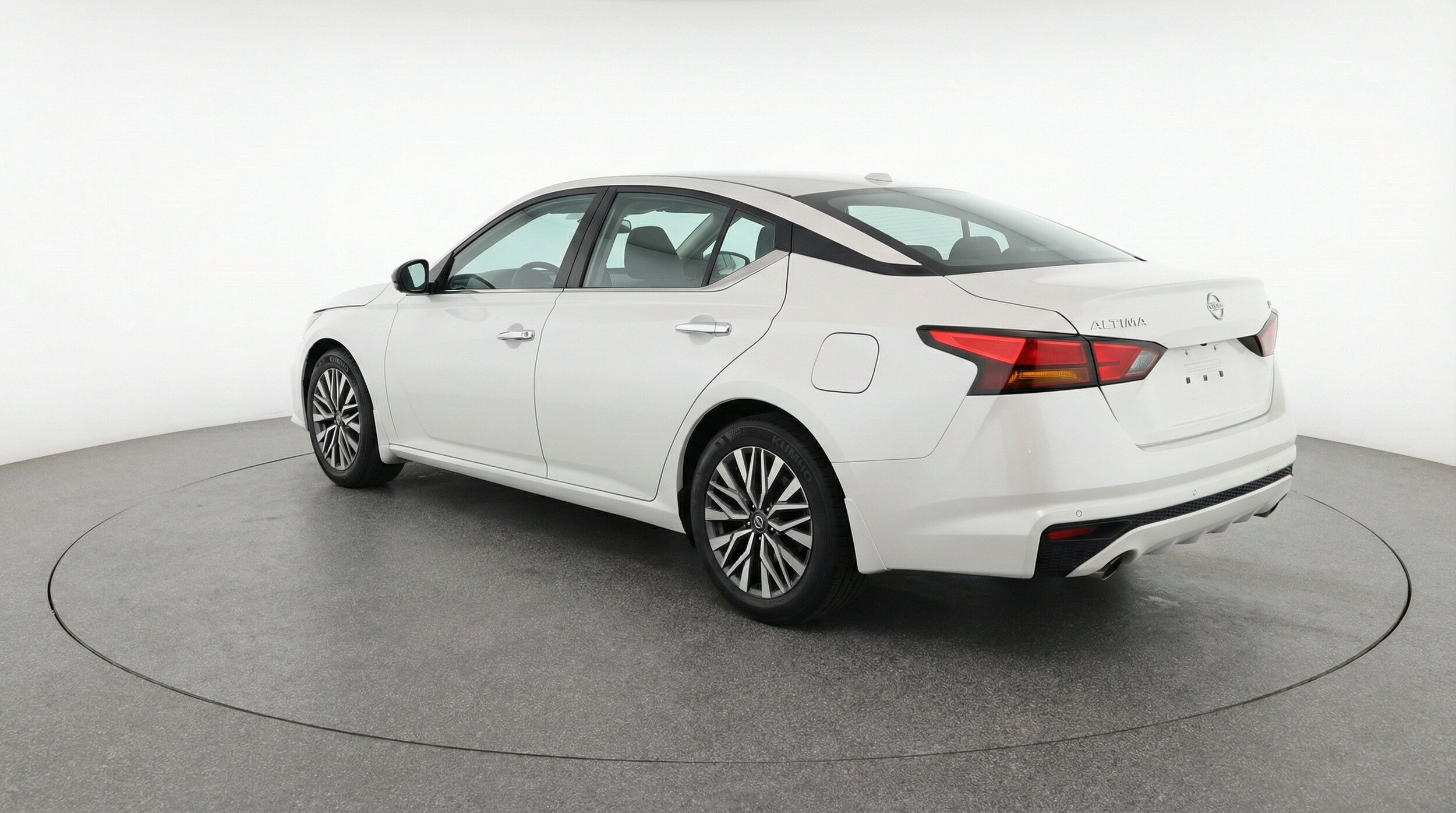 Thumbnail: 2025 Nissan Altima - 6