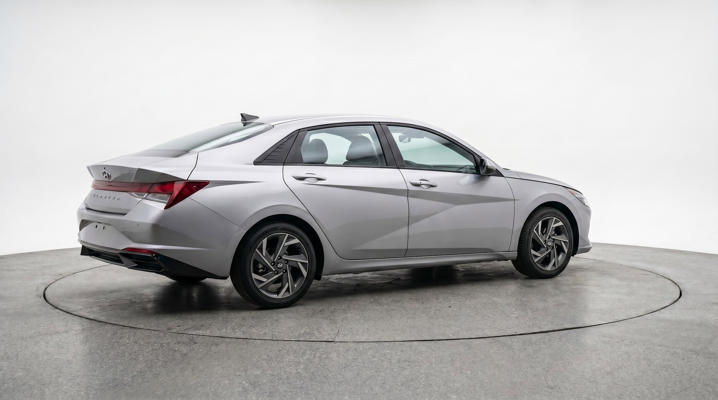 Thumbnail: 2025 Hyundai Elantra - 9