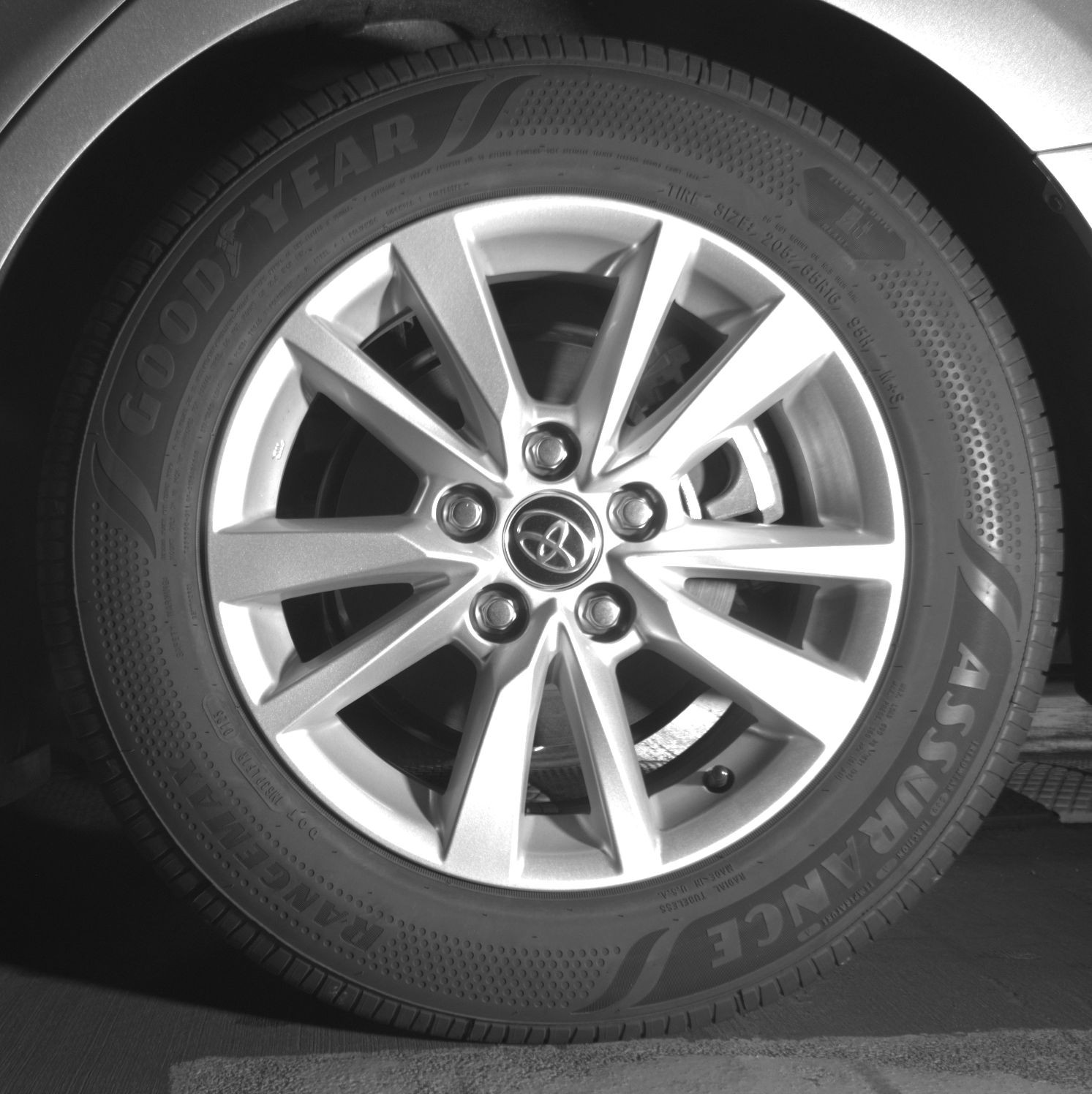 Thumbnail: 2025 Toyota Camry - 11