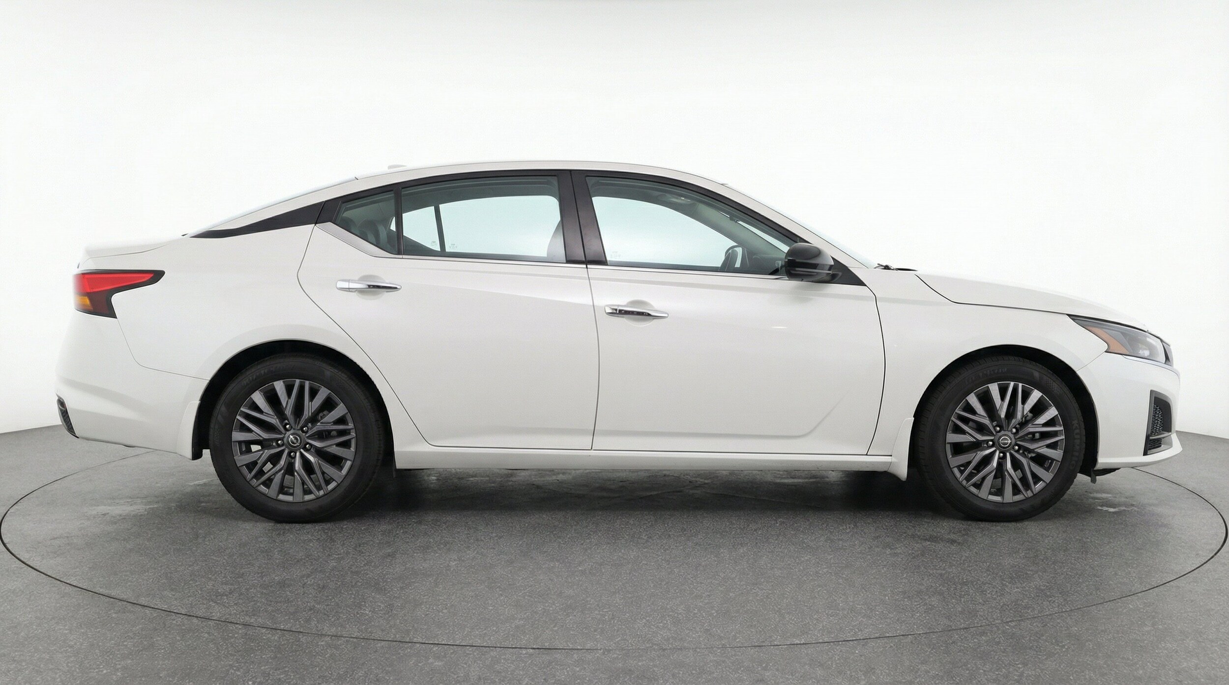 Thumbnail: 2025 Nissan Altima - 11