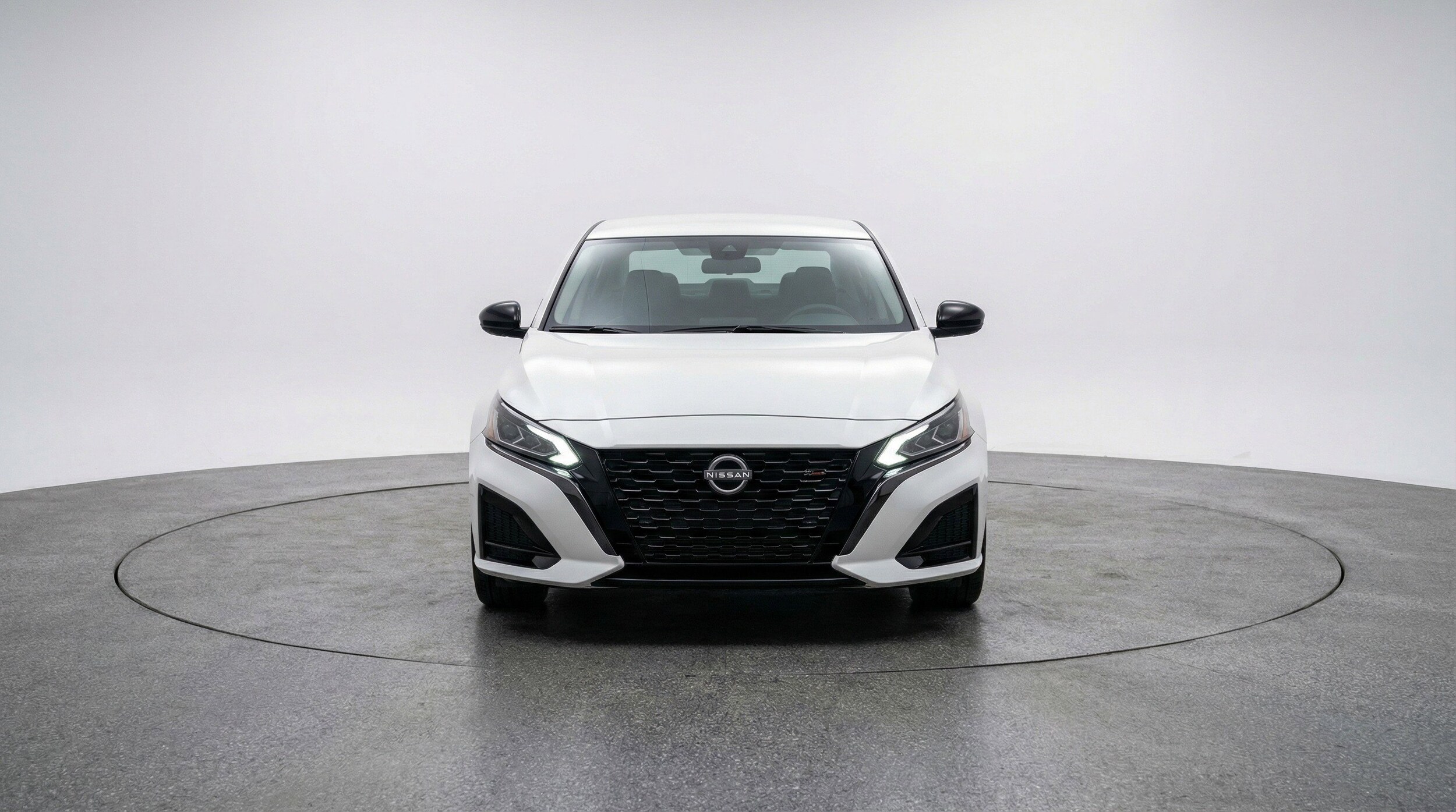 Thumbnail: 2025 Nissan Altima - 2