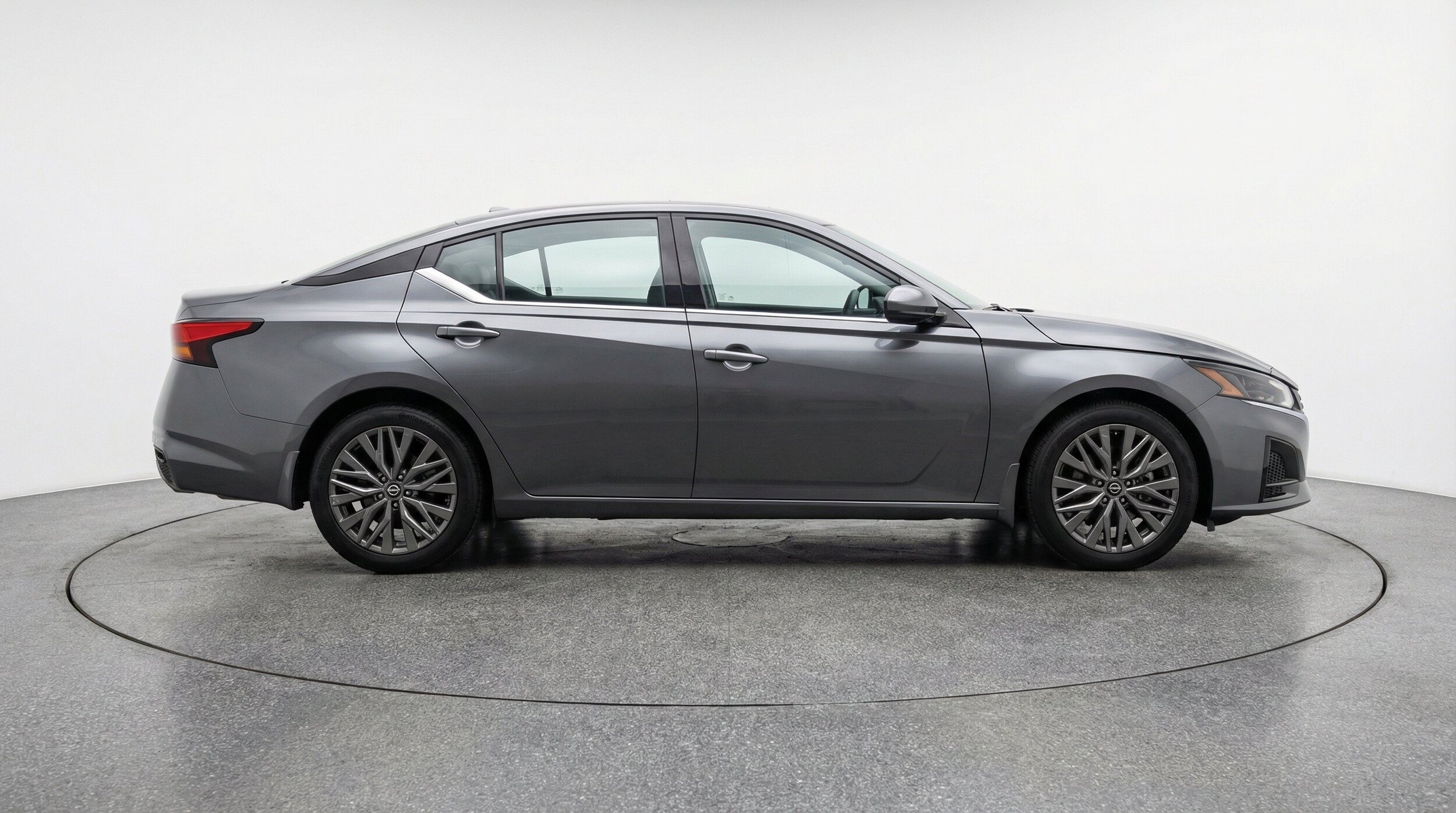Thumbnail: 2025 Nissan Altima - 10