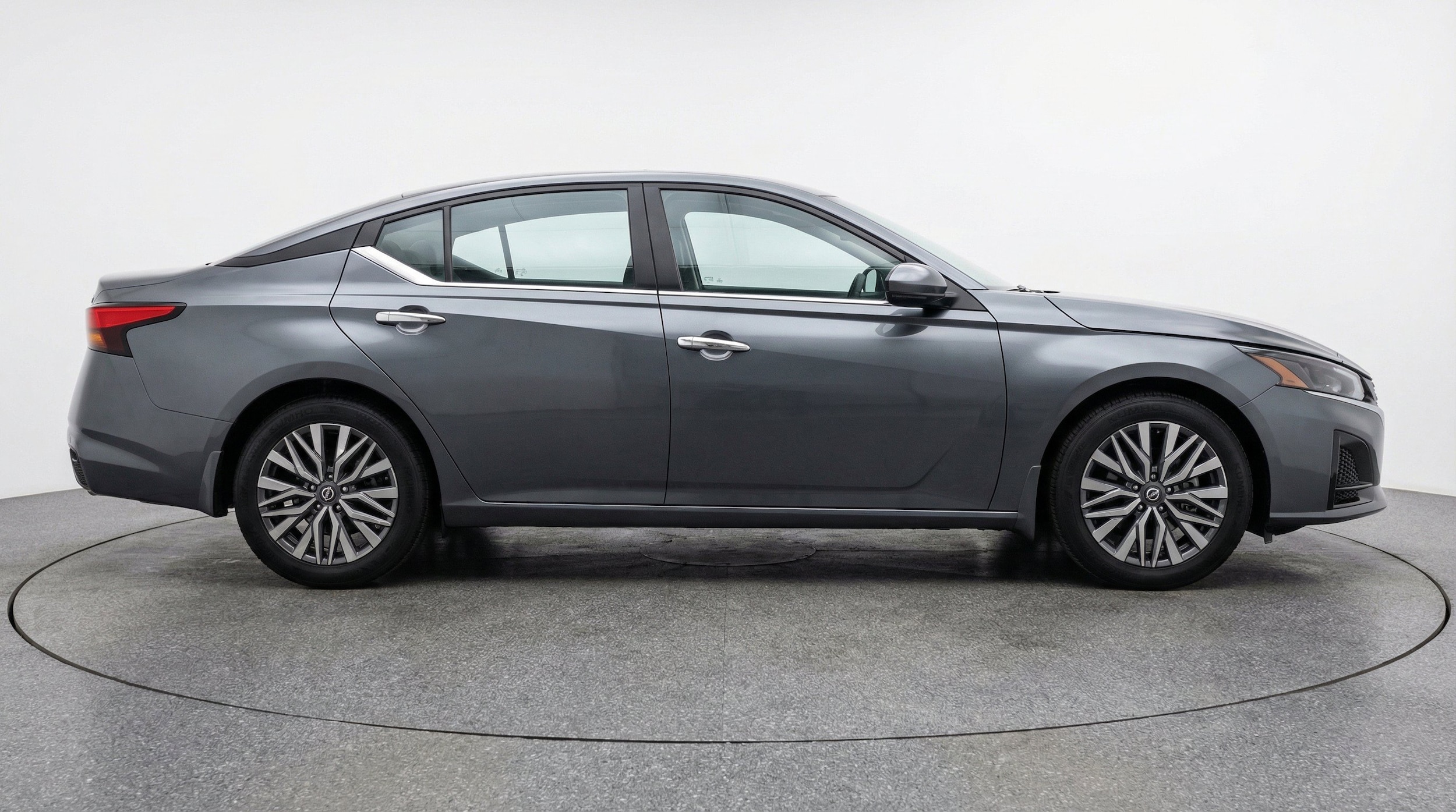 Thumbnail: 2025 Nissan Altima - 11