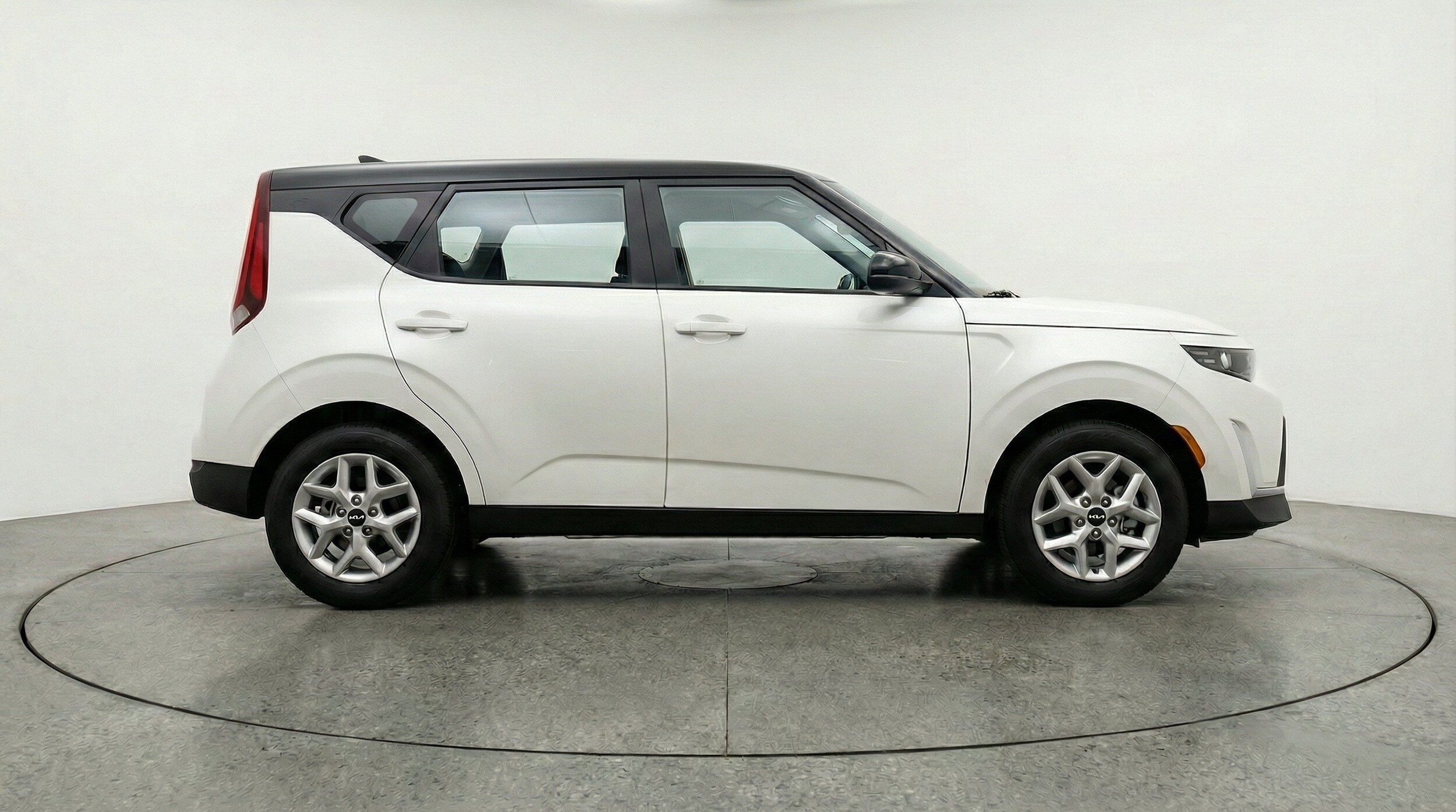 Thumbnail: 2025 Kia Soul - 11