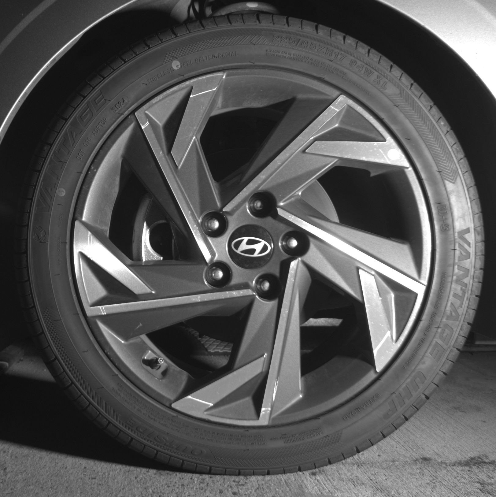 Thumbnail: 2025 Hyundai Elantra - 12