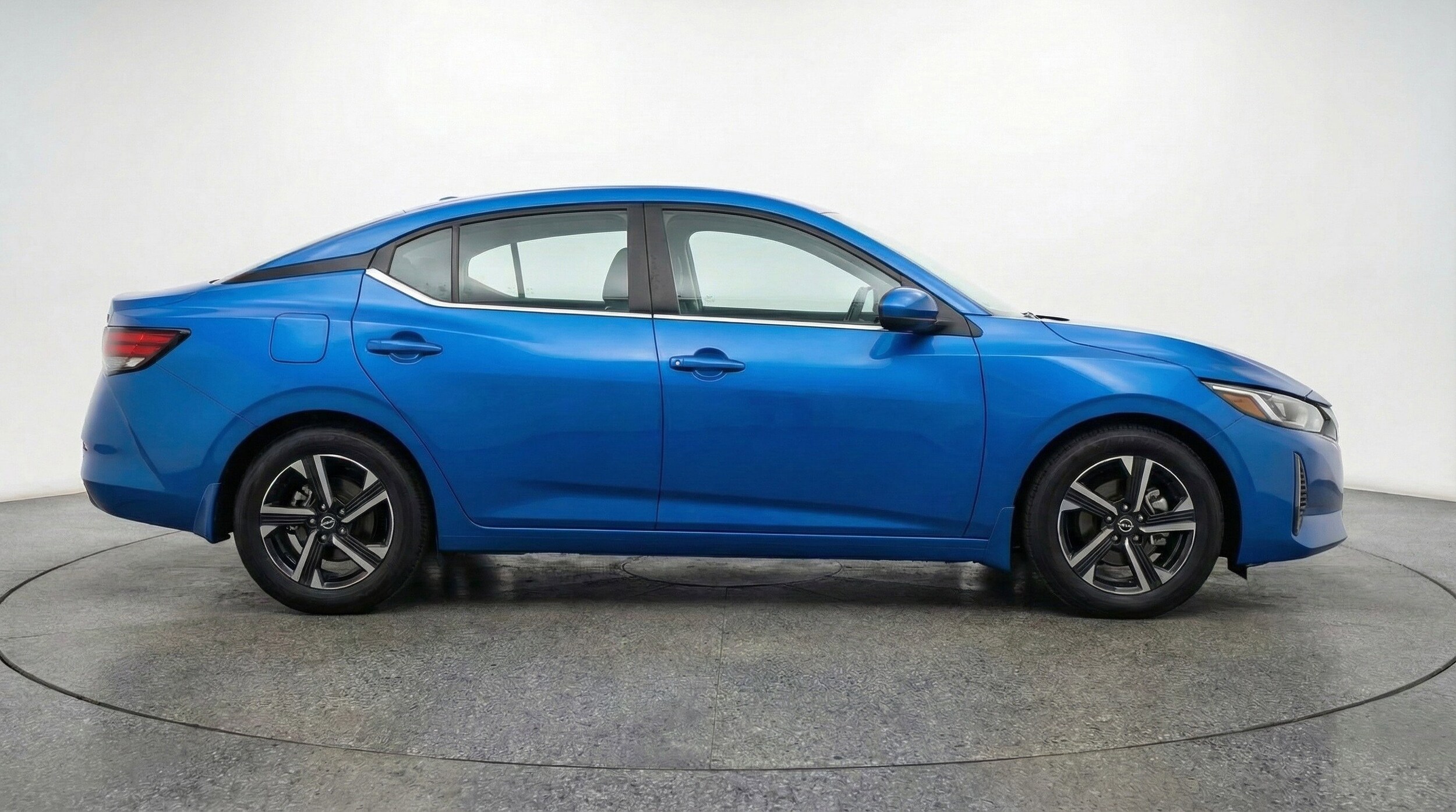 Thumbnail: 2025 Nissan Sentra - 11