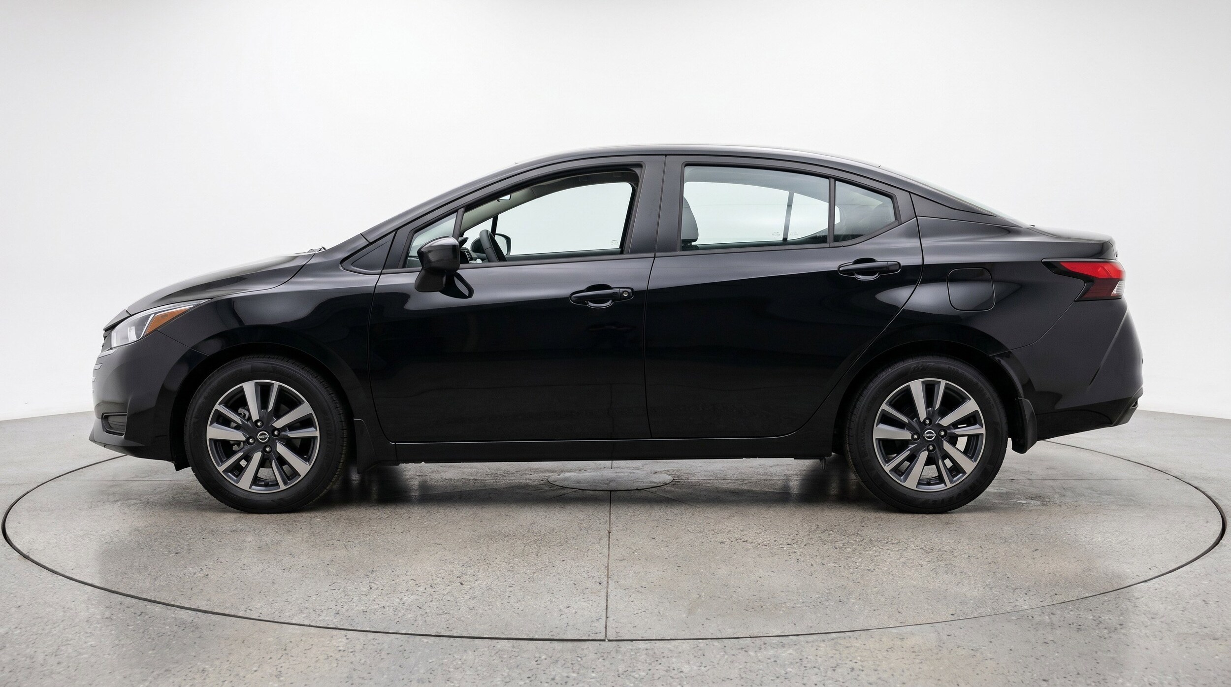 Thumbnail: 2025 Nissan Versa - 5