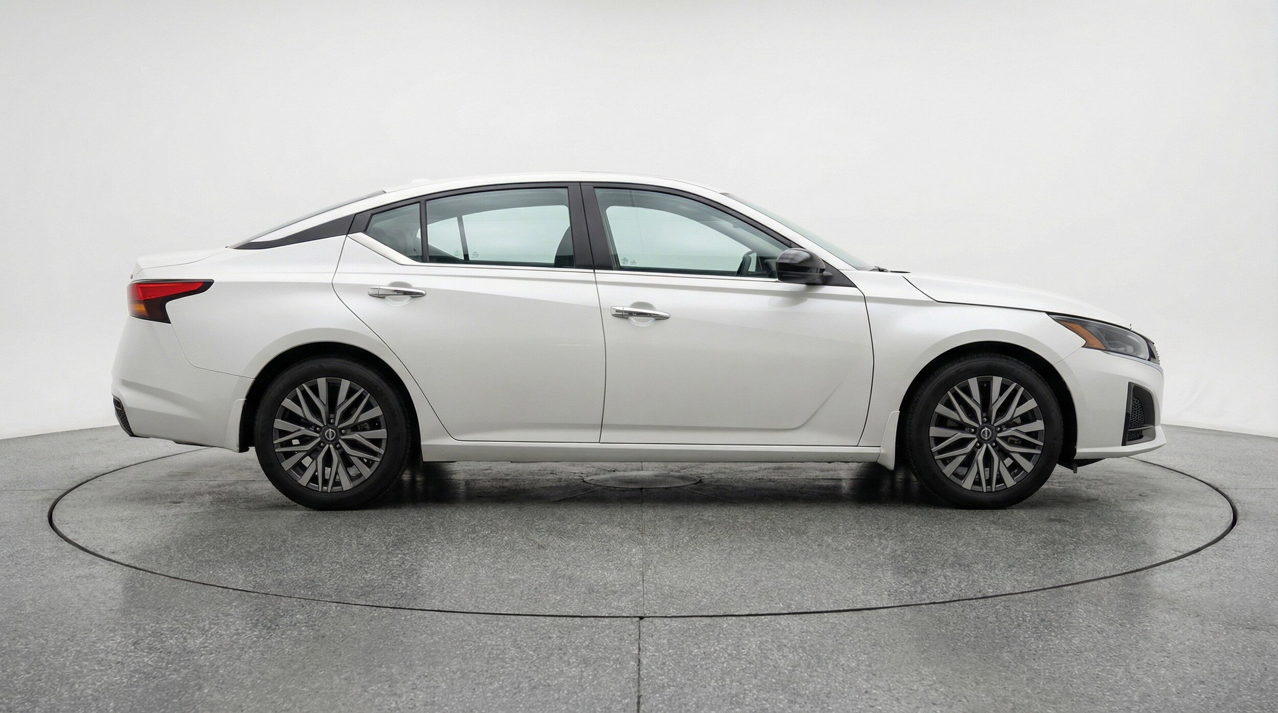 Thumbnail: 2025 Nissan Altima - 11