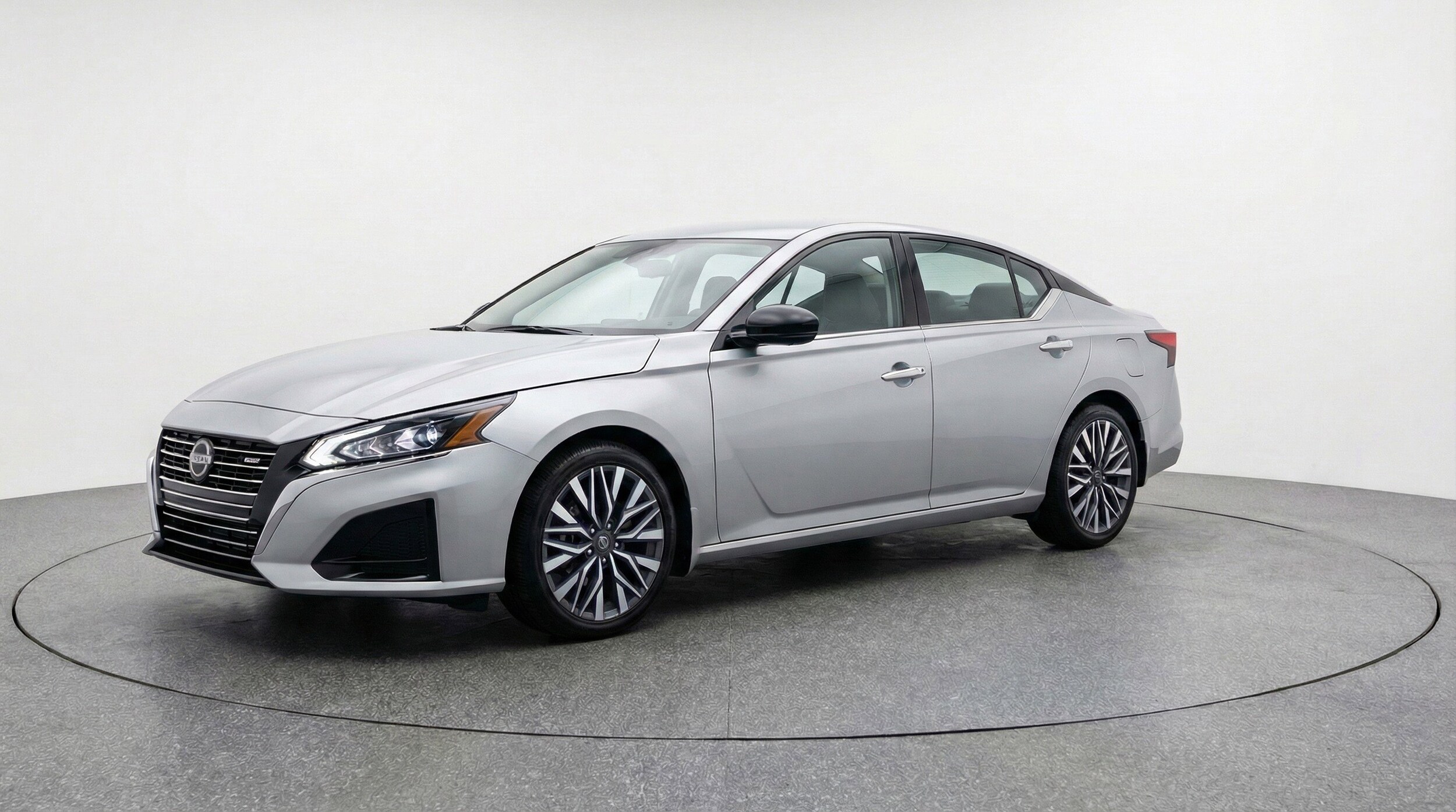 Thumbnail: 2025 Nissan Altima - 3