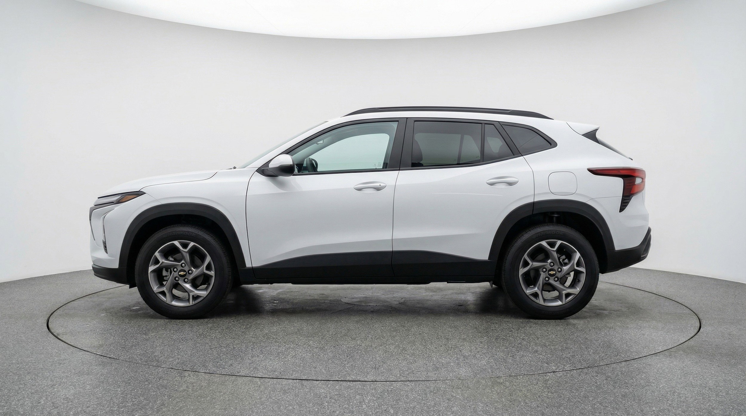 Thumbnail: 2025 Chevrolet Trax - 5