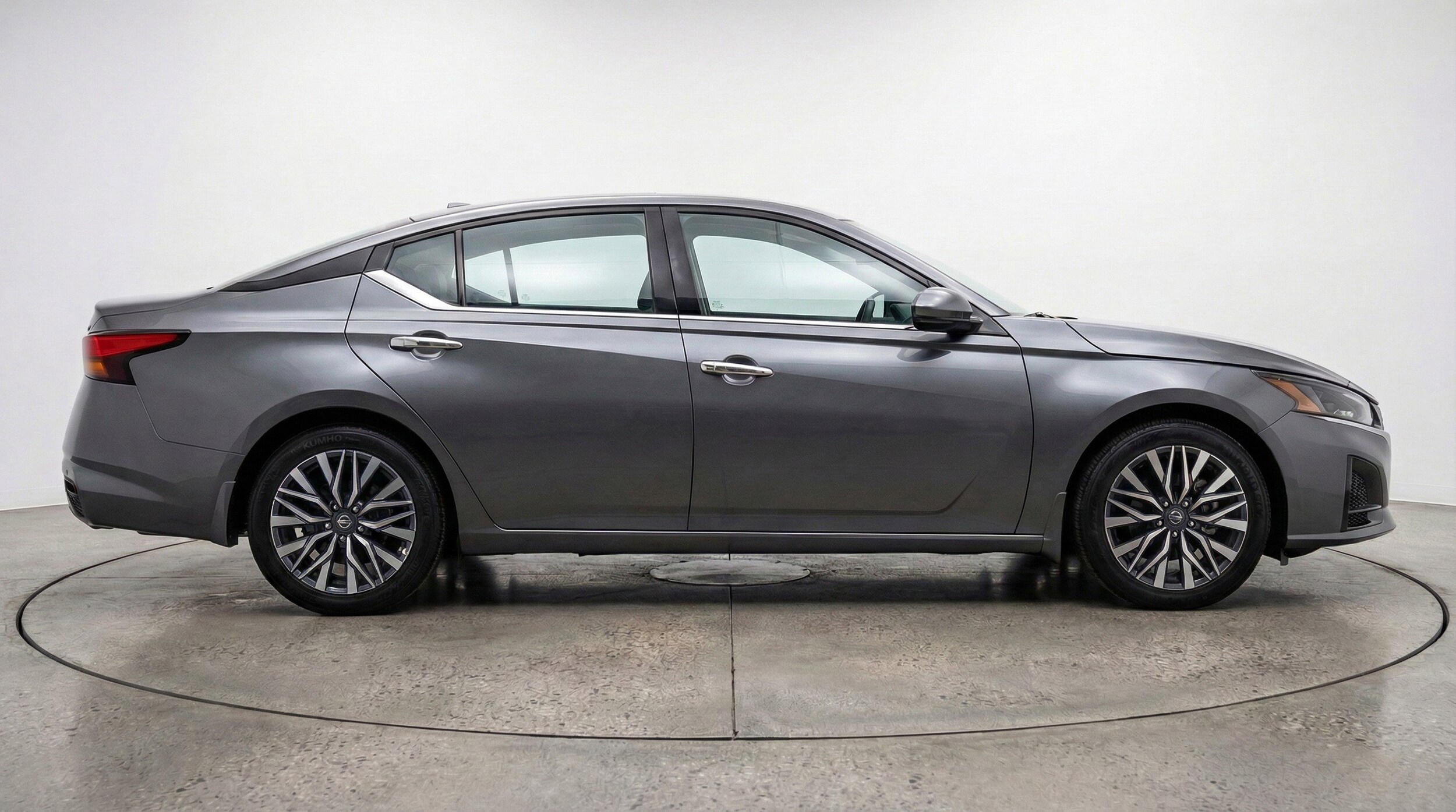 Thumbnail: 2025 Nissan Altima - 11