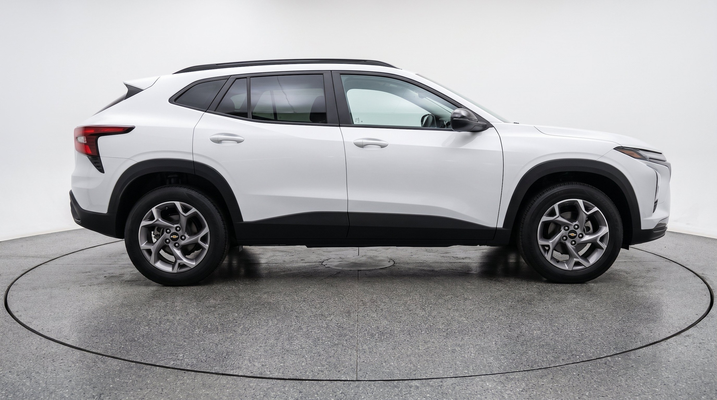 Thumbnail: 2025 Chevrolet Trax - 11