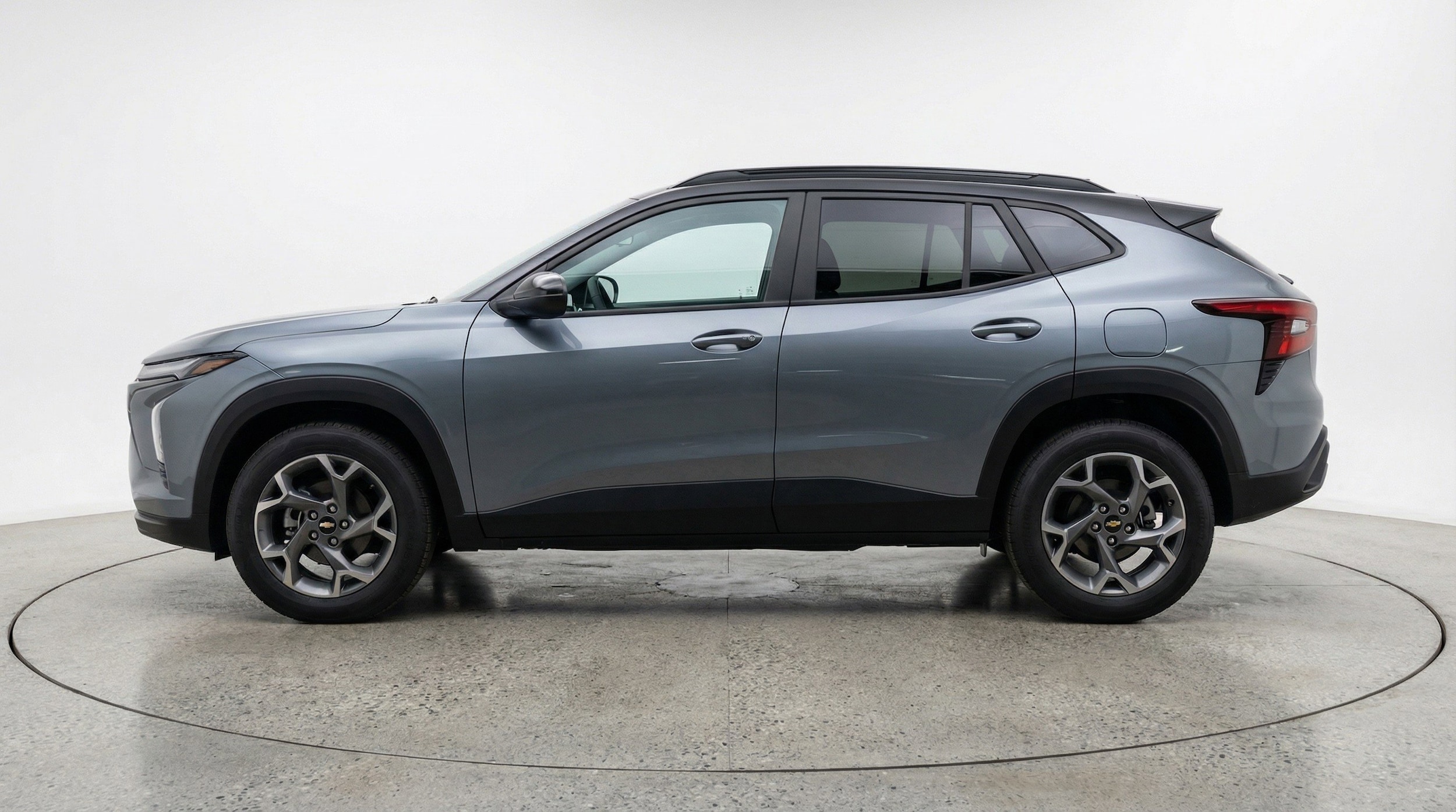 Thumbnail: 2025 Chevrolet Trax - 5