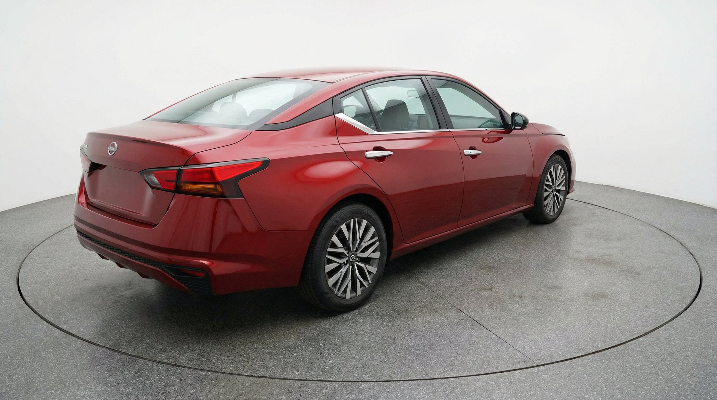 Thumbnail: 2025 Nissan Altima - 9