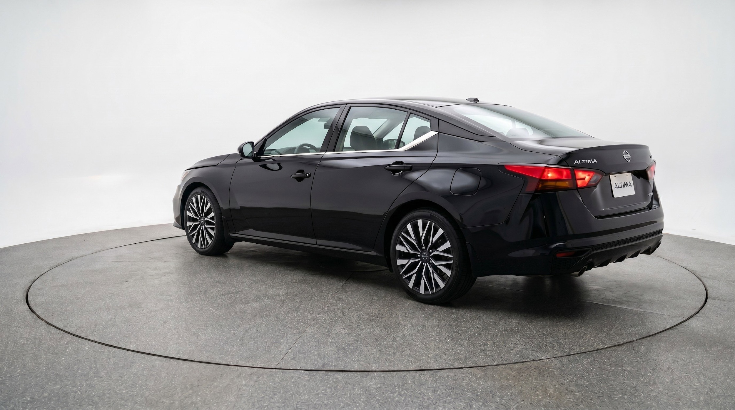 Thumbnail: 2025 Nissan Altima - 6