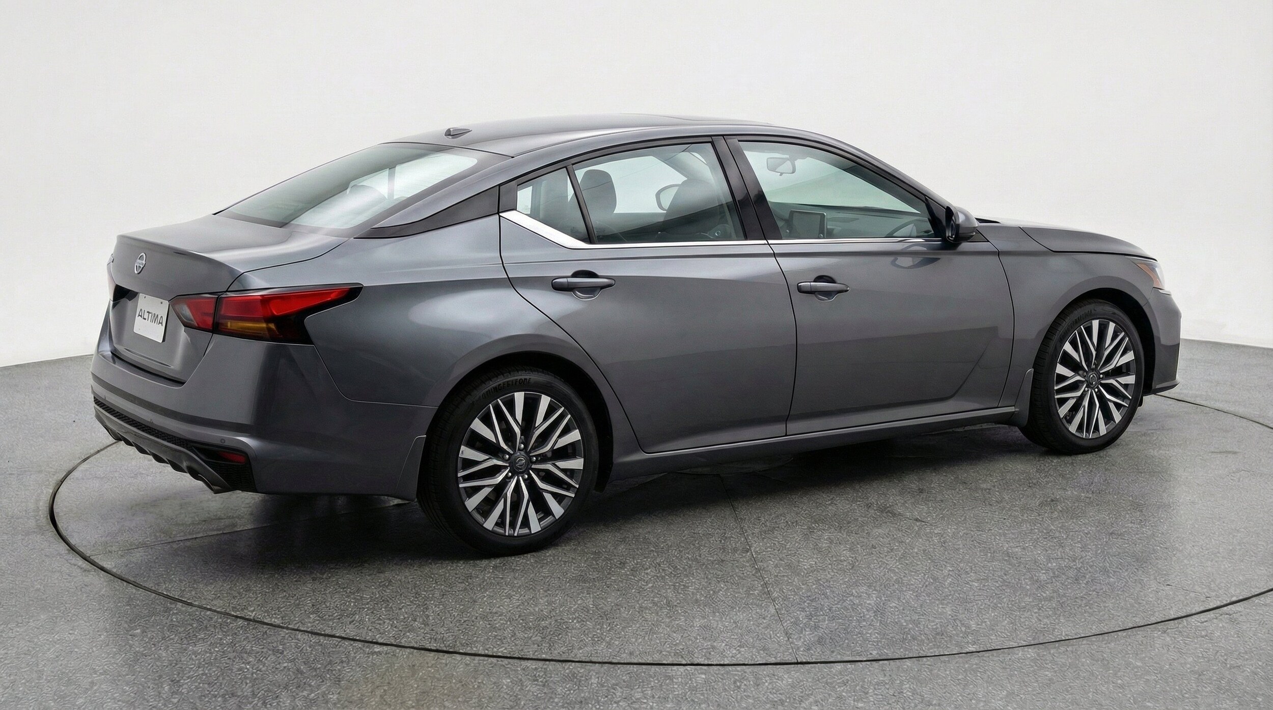 Thumbnail: 2025 Nissan Altima - 9