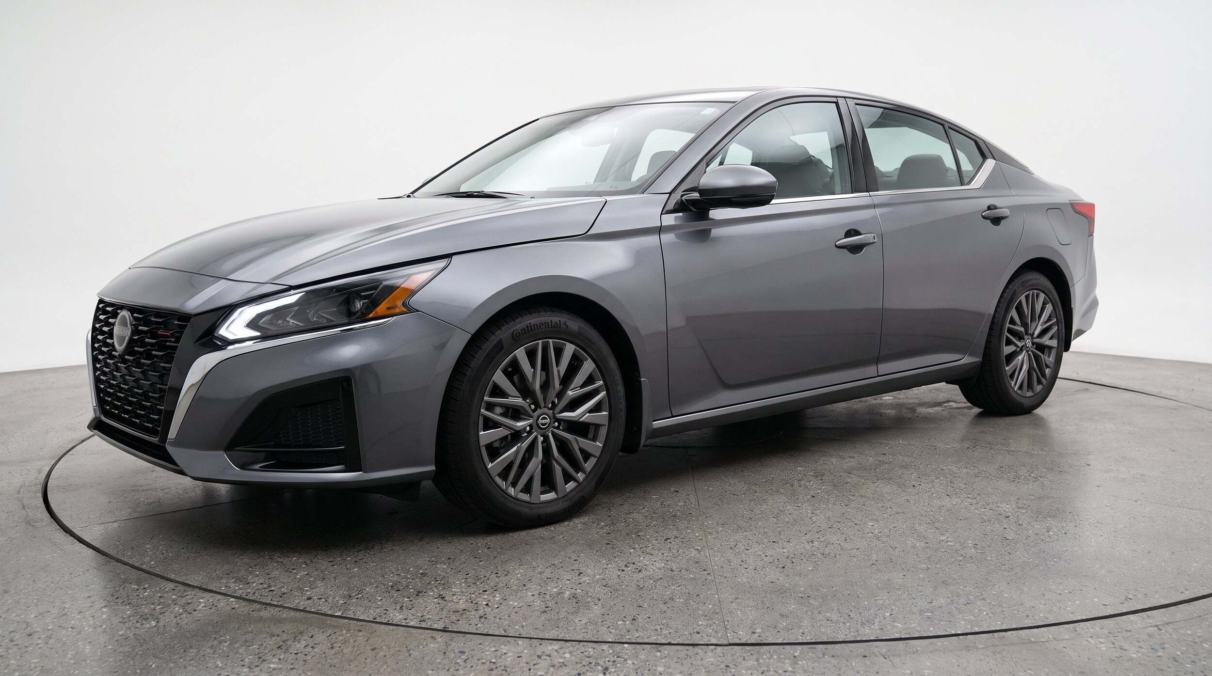 Thumbnail: 2025 Nissan Altima - 3