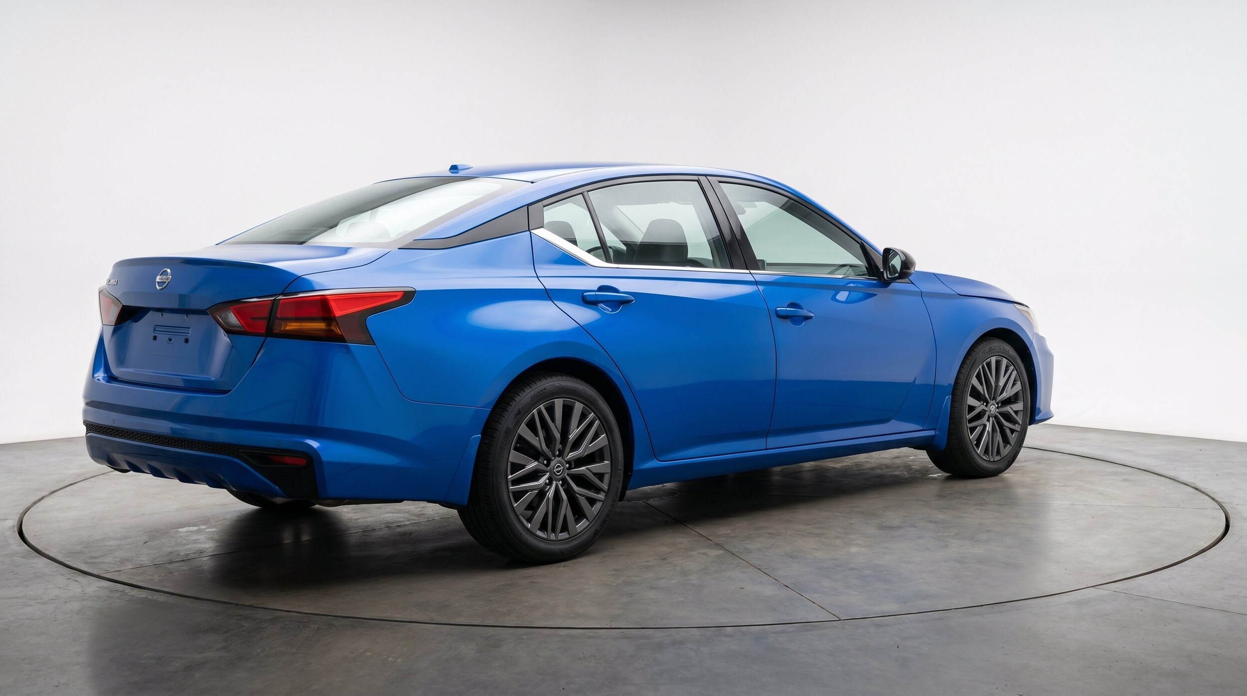 Thumbnail: 2025 Nissan Altima - 9