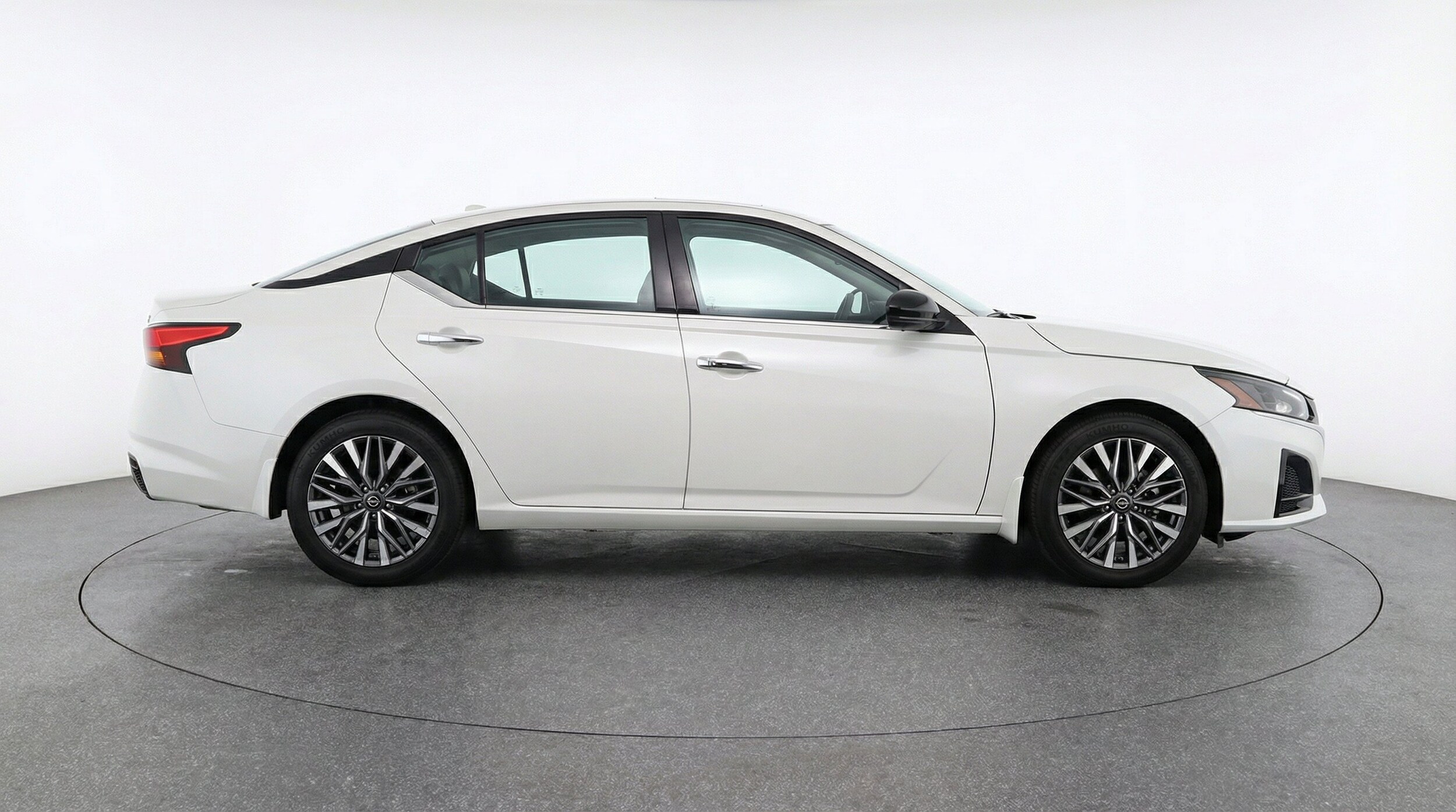 Thumbnail: 2025 Nissan Altima - 11