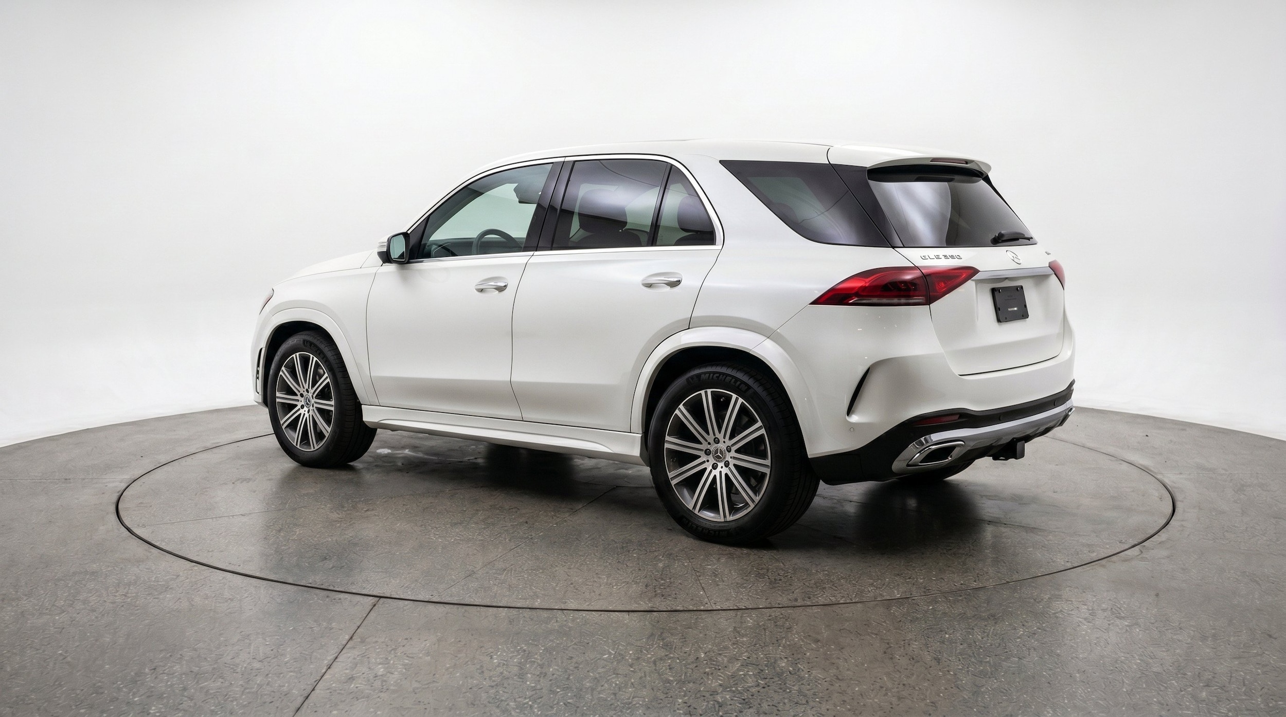 Thumbnail: 2026 Mercedes-Benz GLE - 6
