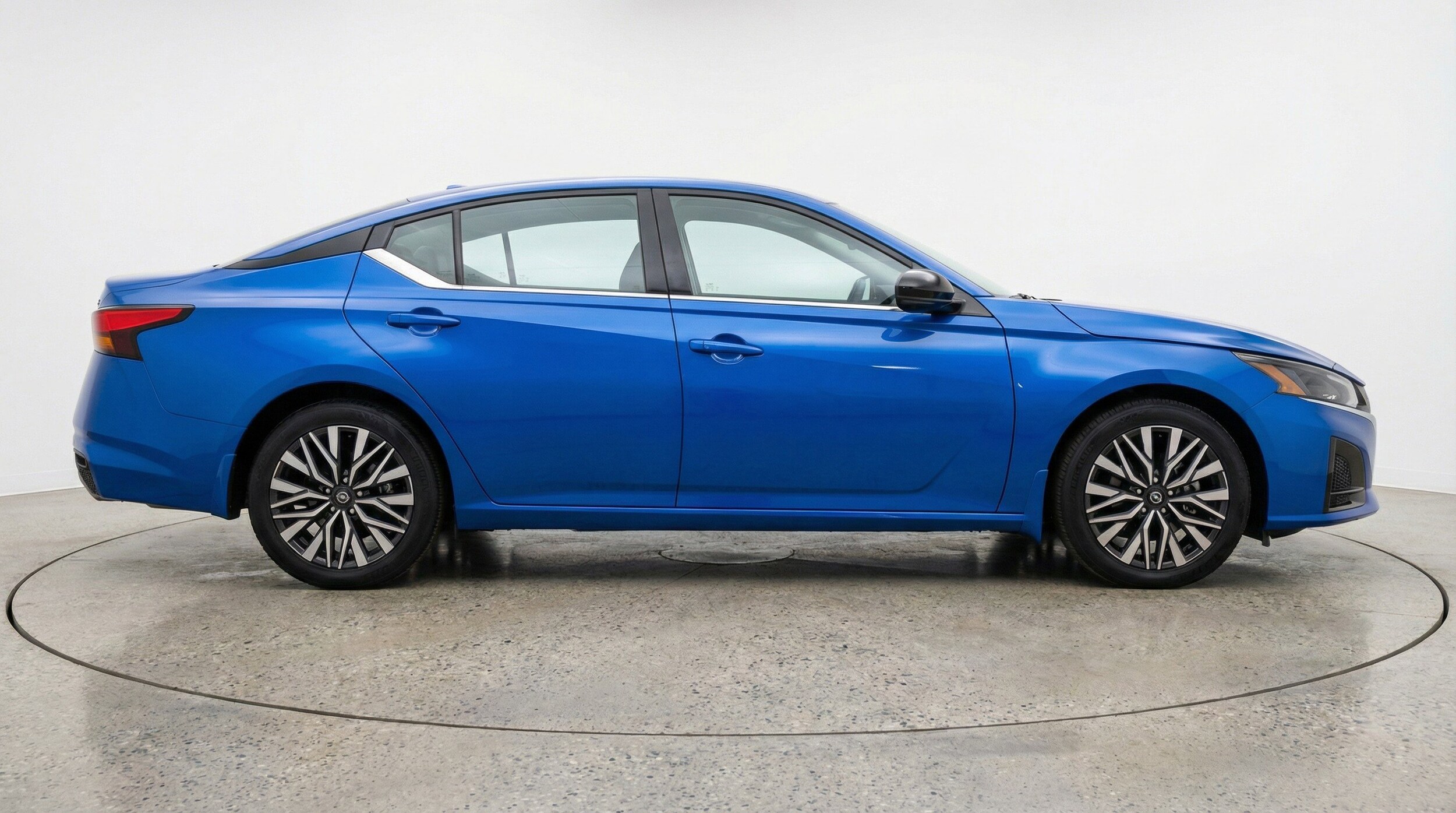 Thumbnail: 2025 Nissan Altima - 11