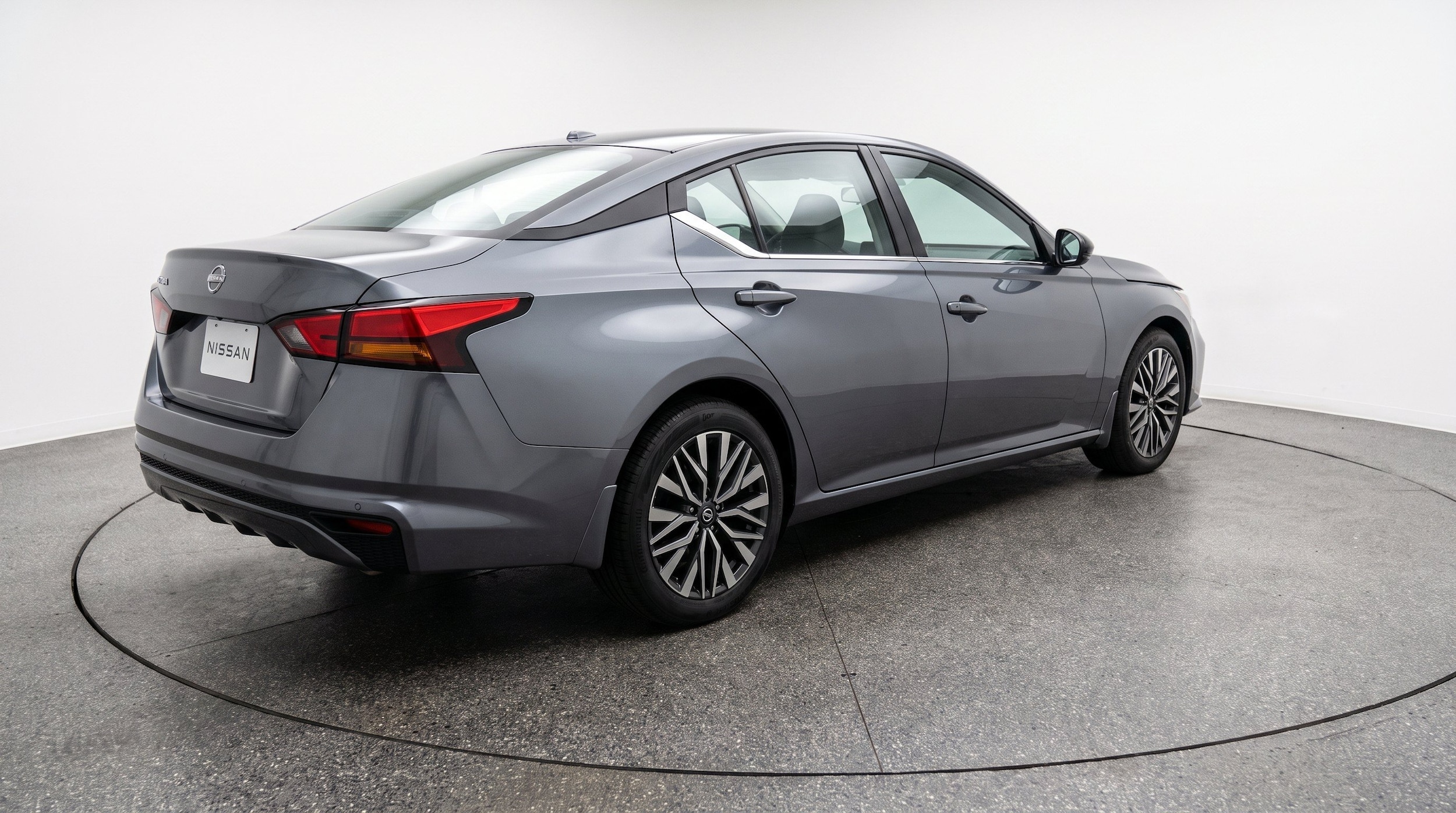 Thumbnail: 2025 Nissan Altima - 9