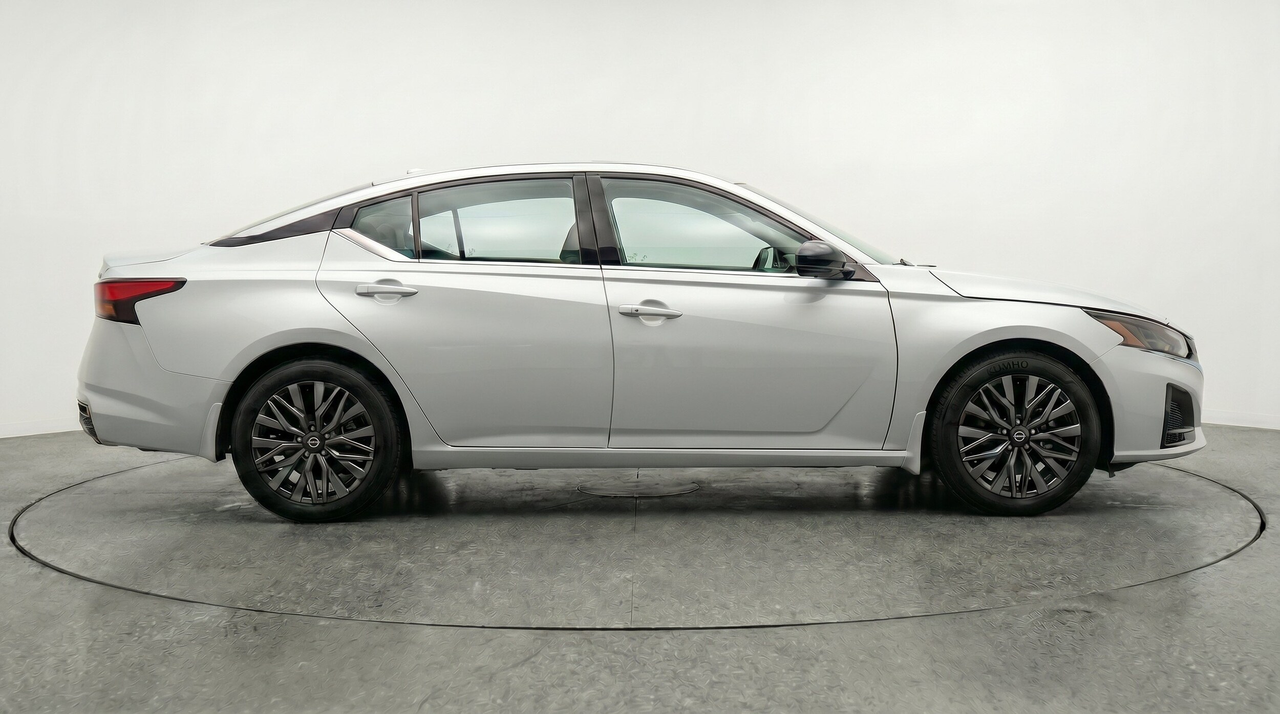 Thumbnail: 2026 Nissan Altima - 10