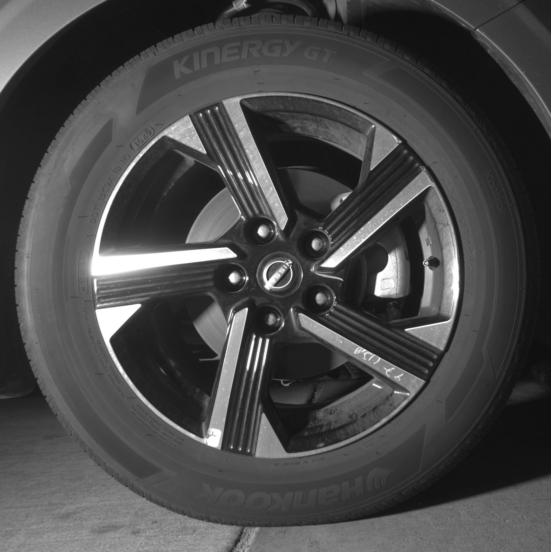 Thumbnail: 2025 Nissan Sentra - 13