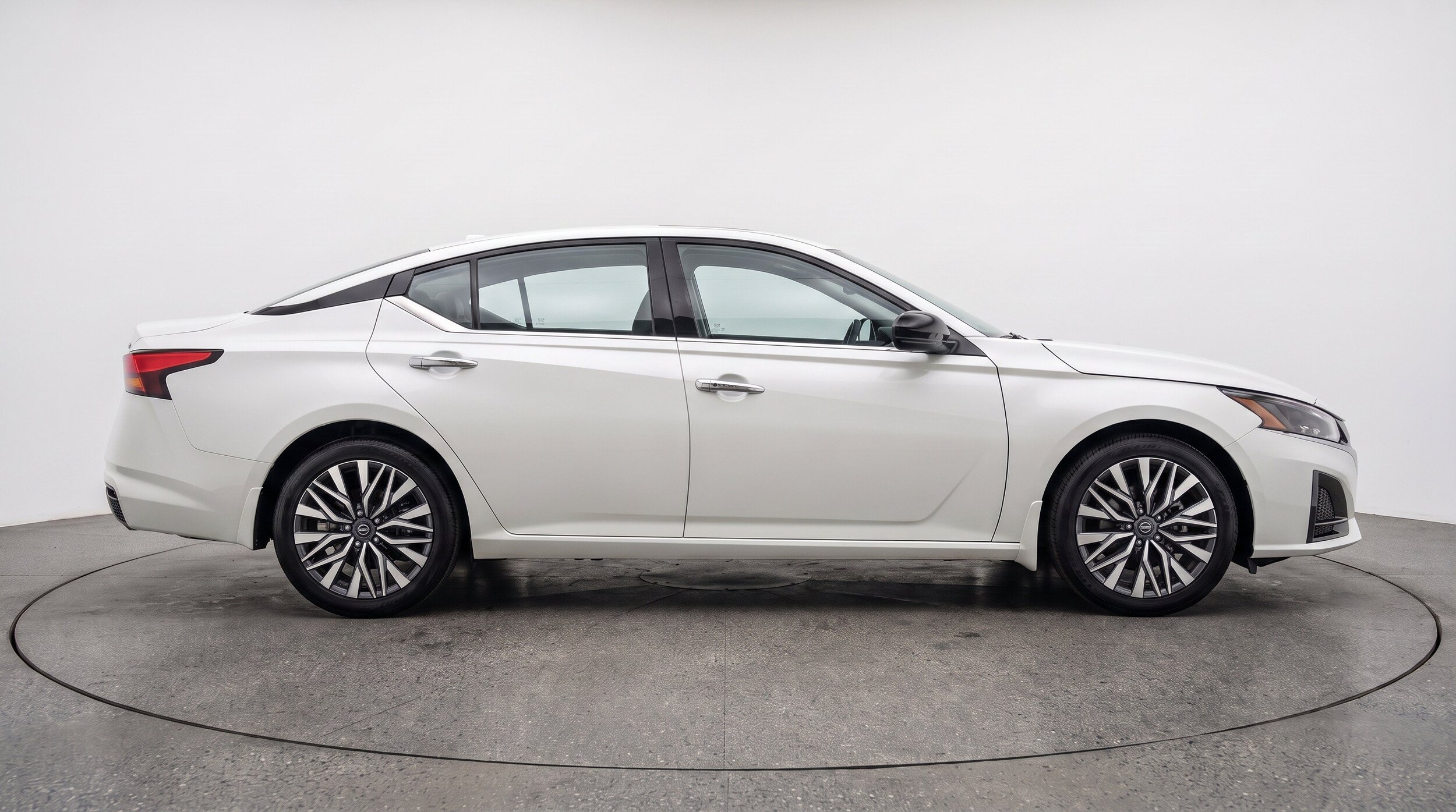 Thumbnail: 2025 Nissan Altima - 11